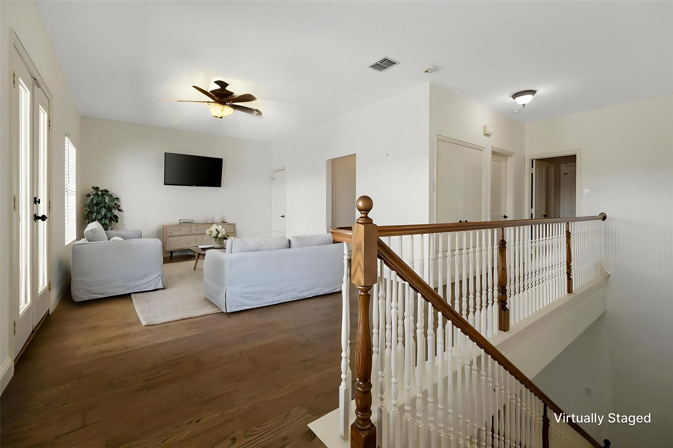 Townhouse For Sale in Collin County , 8340 Library Street, Frisco, Texas 75034, 4 Bedroom, 5 Bathroom, 2 Garage spaces, 3,860 Sqft, built in 2002, mls#21379482, Real Estate Agent in Frisco, Homes For Sale in Collin county, Homes For Sale in Frisco, Realtor in Frisco Texas, Real Estate Brokerage Independent Realty Texas, Luminita Cordes Realtor