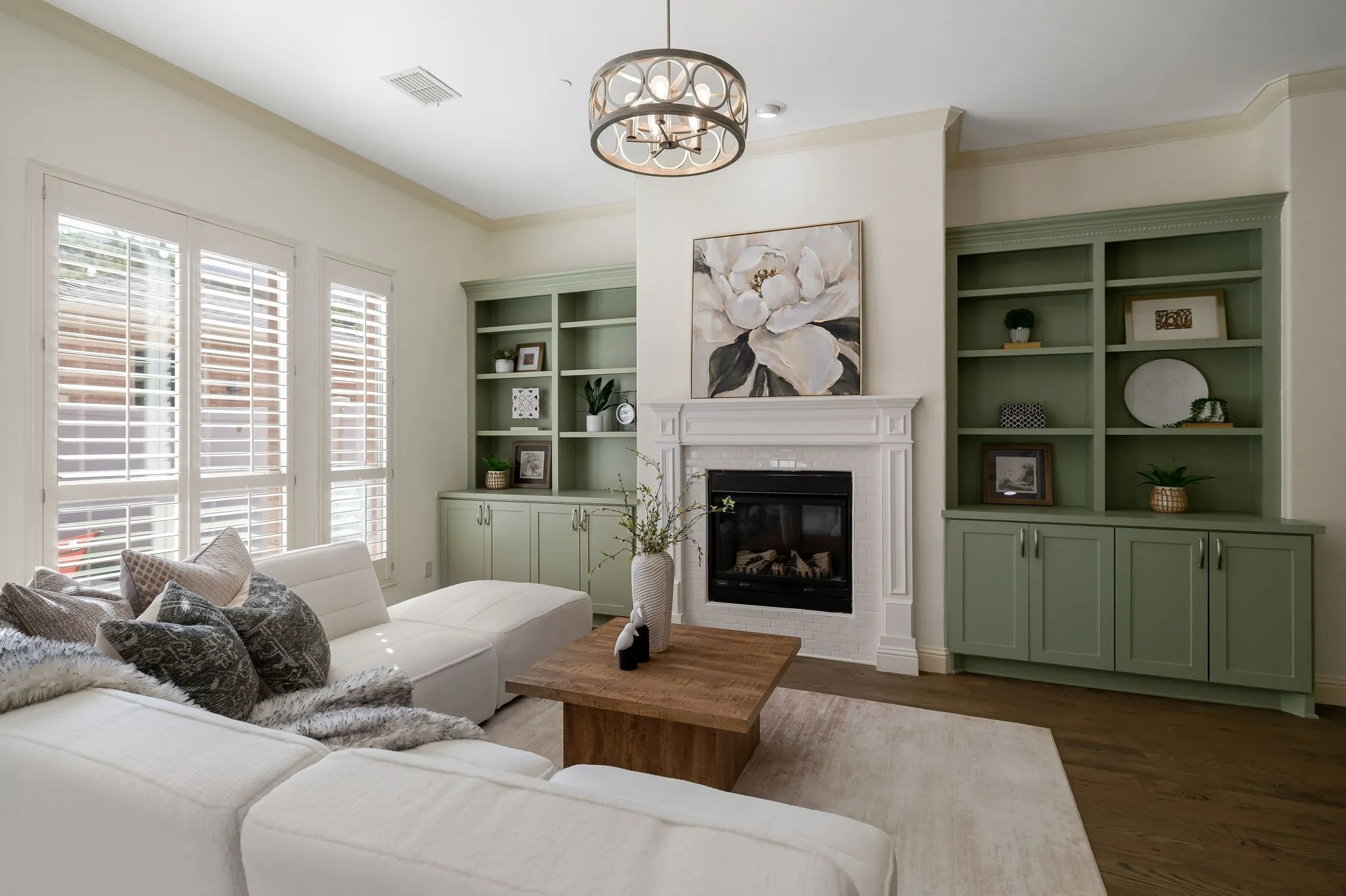 Townhouse For Sale in Collin County , 8340 Library Street, Frisco, Texas 75034, 4 Bedroom, 5 Bathroom, 2 Garage spaces, 3,860 Sqft, built in 2002, mls#21379482, Real Estate Agent in Frisco, Homes For Sale in Collin county, Homes For Sale in Frisco, Realtor in Frisco Texas, Real Estate Brokerage Independent Realty Texas, Luminita Cordes Realtor