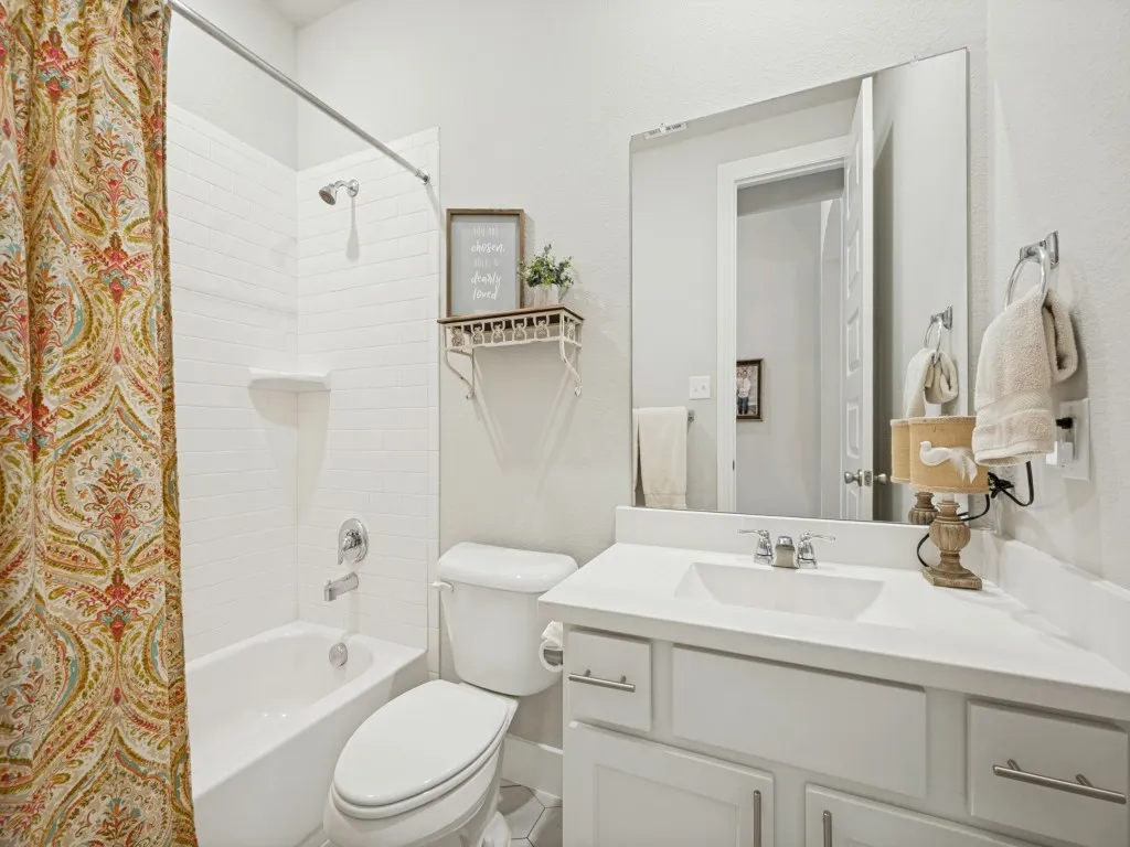Single Family Residence For Sale in Denton County , 1105 Bluestem Drive, Aubrey, Texas 76227, 4 Bedroom, 3 Bathroom, 2 Garage spaces, 2,293 Sqft, built in 2020, mls#21385770, Real Estate Agent in Aubrey, Homes For Sale in Denton county, Homes For Sale in Aubrey, Realtor in Aubrey Texas, Real Estate Brokerage Independent Realty Texas, Luminita Cordes Realtor