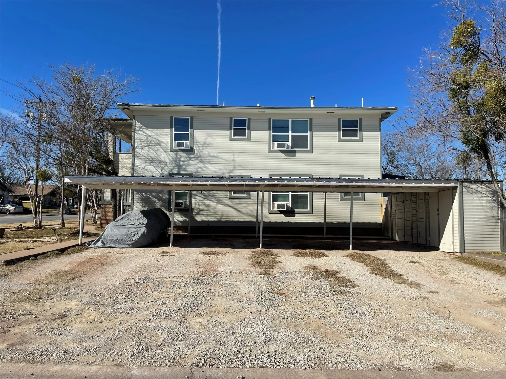 Quadruplex For Rent in Taylor County , 1702 S 3rd Street, Abilene, Texas 79602, 1 Bedroom, 1 Bathroom, Garage spaces, 2,952 Sqft, built in 1926, mls#21392244, Real Estate Agent in Abilene, Homes For Rent in Taylor county, Homes For Rent in Abilene, Realtor in Abilene Texas, Real Estate Brokerage Independent Realty Texas, Luminita Cordes Realtor
