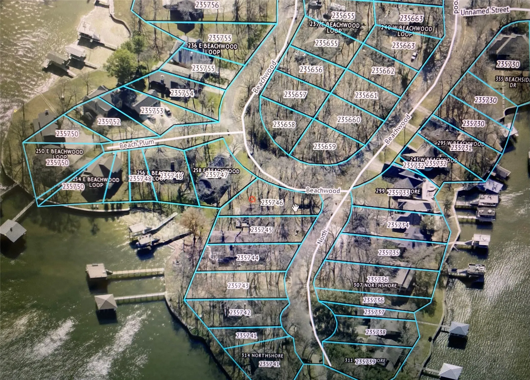 Unimproved Land For Sale in Henderson County , Lot 380 North Shore, Trinidad, Texas 75163, 0, 0, Garage spaces, 0 Sqft, built in 0, mls#21392254, Real Estate Agent in Trinidad, Homes For Sale in Henderson county, Homes For Sale in Trinidad, Realtor in Trinidad Texas, Real Estate Brokerage Independent Realty Texas, Luminita Cordes Realtor