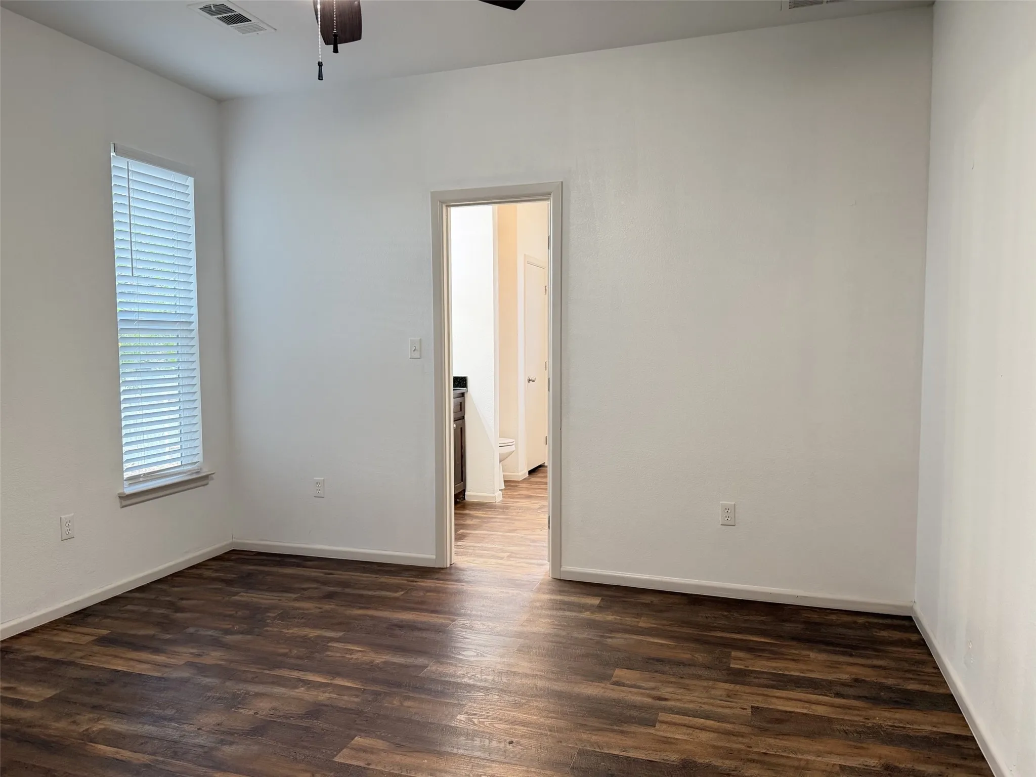 Single Family Residence For Rent in Denton County , 713 N Wood Street, Denton, Texas 76209, 3 Bedroom, 2 Bathroom, Garage spaces, 1,232 Sqft, built in 2018, mls#21391827, Real Estate Agent in Denton, Homes For Rent in Denton county, Homes For Rent in Denton, Realtor in Denton Texas, Real Estate Brokerage Independent Realty Texas, Luminita Cordes Realtor
