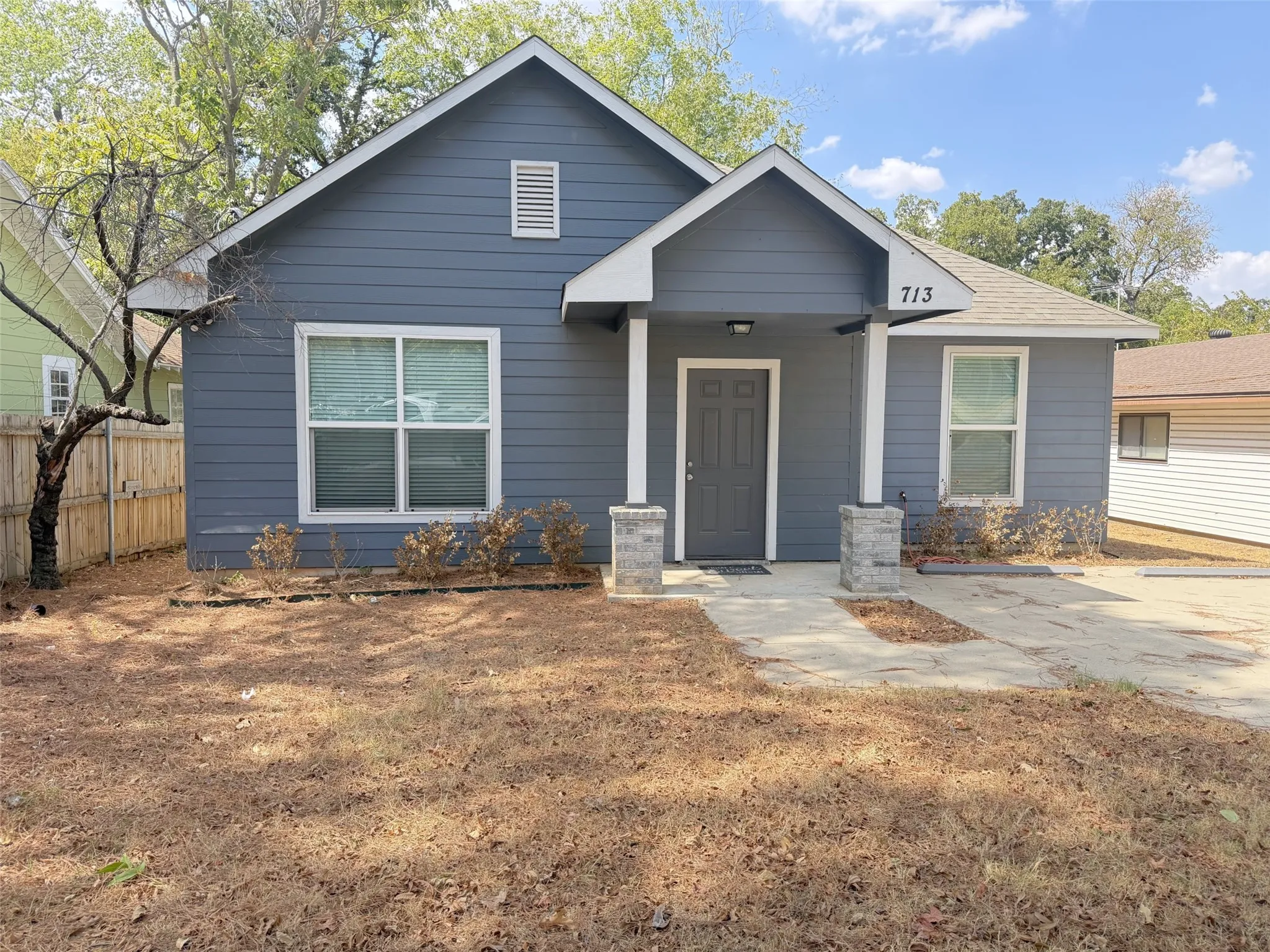 Single Family Residence For Rent in Denton County , 713 N Wood Street, Denton, Texas 76209, 3 Bedroom, 2 Bathroom, Garage spaces, 1,232 Sqft, built in 2018, mls#21391827, Real Estate Agent in Denton, Homes For Rent in Denton county, Homes For Rent in Denton, Realtor in Denton Texas, Real Estate Brokerage Independent Realty Texas, Luminita Cordes Realtor