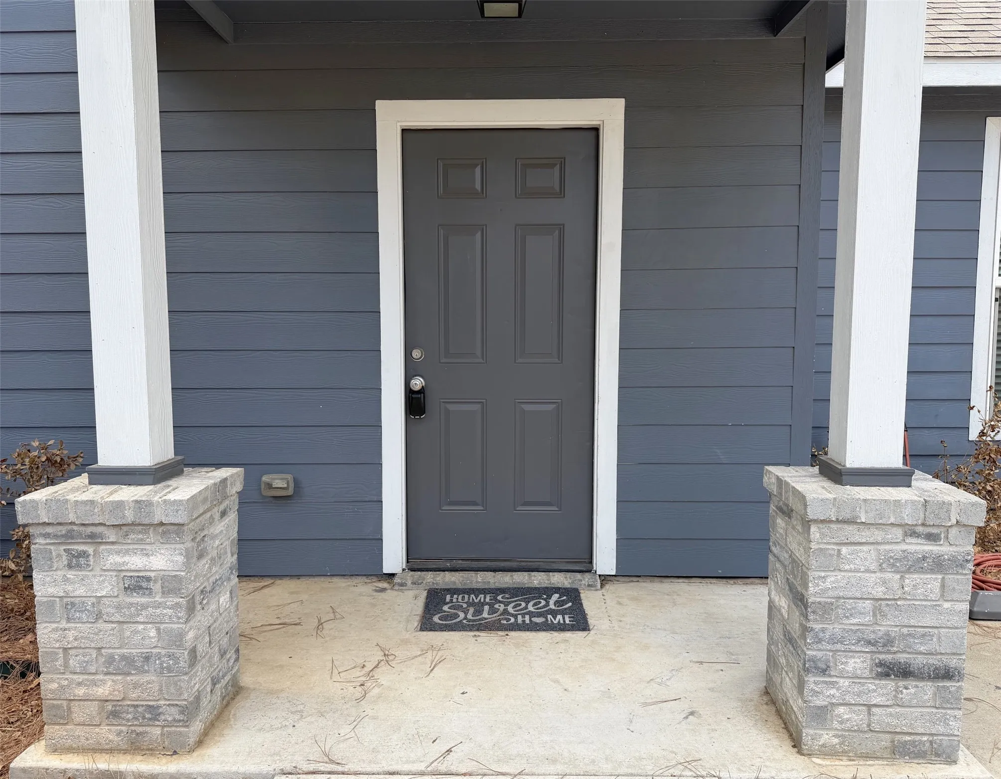 Single Family Residence For Rent in Denton County , 713 N Wood Street, Denton, Texas 76209, 3 Bedroom, 2 Bathroom, Garage spaces, 1,232 Sqft, built in 2018, mls#21391827, Real Estate Agent in Denton, Homes For Rent in Denton county, Homes For Rent in Denton, Realtor in Denton Texas, Real Estate Brokerage Independent Realty Texas, Luminita Cordes Realtor