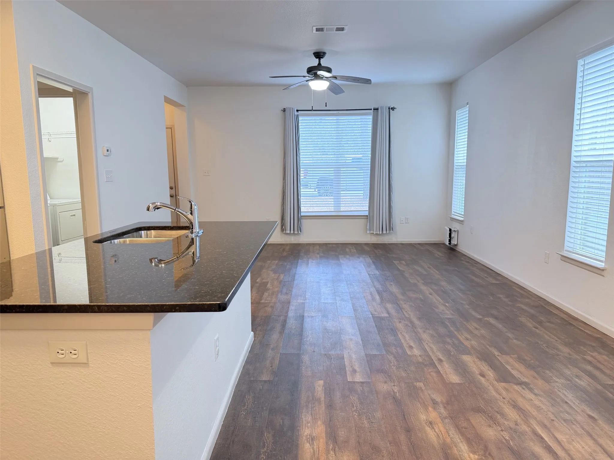 Single Family Residence For Rent in Denton County , 713 N Wood Street, Denton, Texas 76209, 3 Bedroom, 2 Bathroom, Garage spaces, 1,232 Sqft, built in 2018, mls#21391827, Real Estate Agent in Denton, Homes For Rent in Denton county, Homes For Rent in Denton, Realtor in Denton Texas, Real Estate Brokerage Independent Realty Texas, Luminita Cordes Realtor