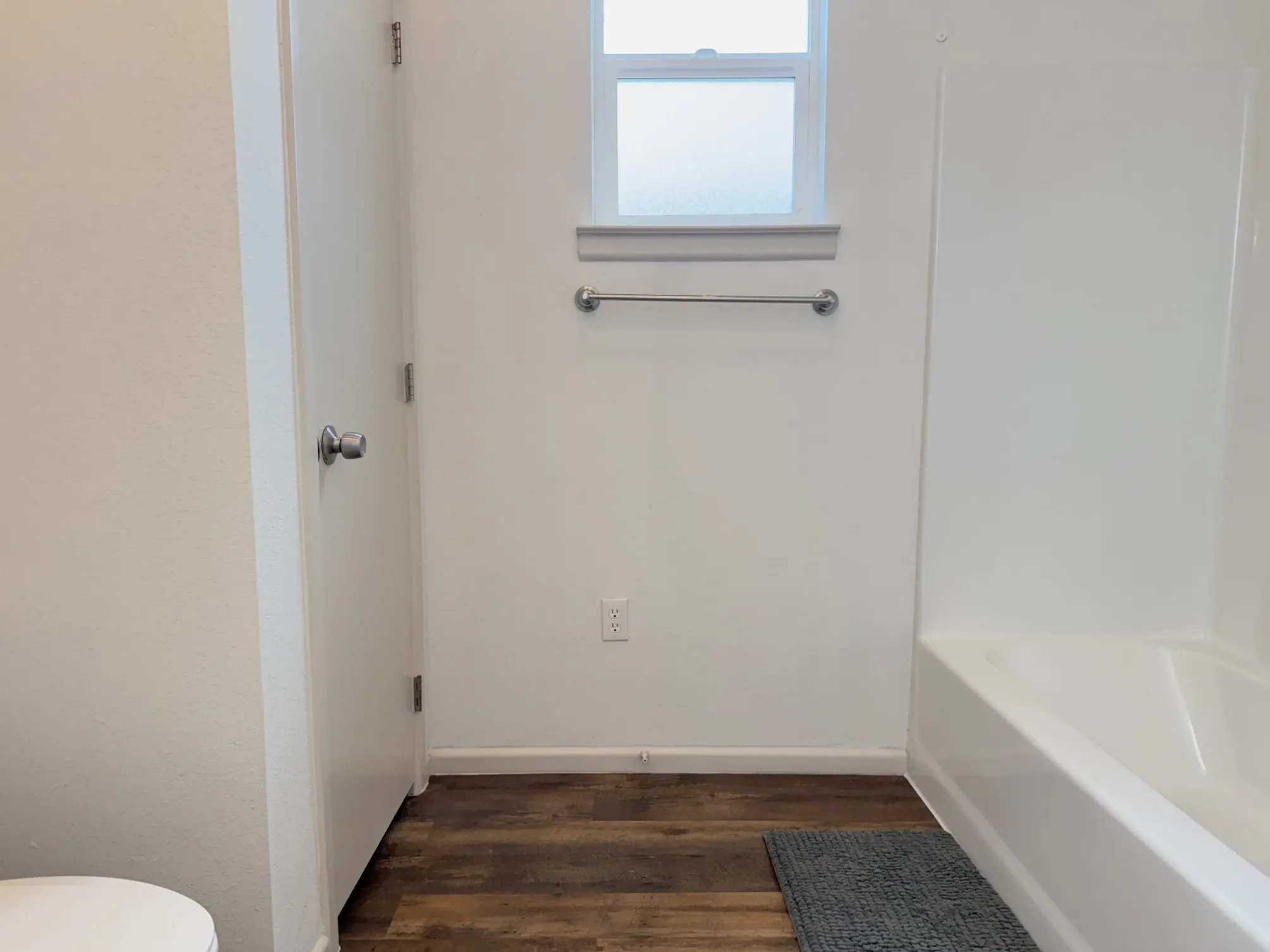 Single Family Residence For Rent in Denton County , 713 N Wood Street, Denton, Texas 76209, 3 Bedroom, 2 Bathroom, Garage spaces, 1,232 Sqft, built in 2018, mls#21391827, Real Estate Agent in Denton, Homes For Rent in Denton county, Homes For Rent in Denton, Realtor in Denton Texas, Real Estate Brokerage Independent Realty Texas, Luminita Cordes Realtor