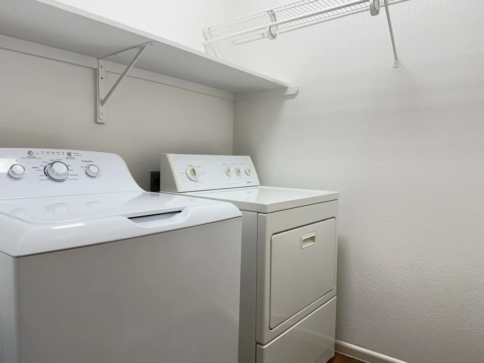 Single Family Residence For Rent in Denton County , 713 N Wood Street, Denton, Texas 76209, 3 Bedroom, 2 Bathroom, Garage spaces, 1,232 Sqft, built in 2018, mls#21391827, Real Estate Agent in Denton, Homes For Rent in Denton county, Homes For Rent in Denton, Realtor in Denton Texas, Real Estate Brokerage Independent Realty Texas, Luminita Cordes Realtor