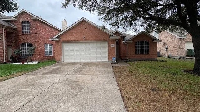Single Family Residence For Rent in Tarrant County , 6602 Sandgate Drive, Arlington, Texas 76002, 3 Bedroom, 2 Bathroom, 2 Garage spaces, 1,608 Sqft, built in 2000, mls#21392257, Real Estate Agent in Arlington, Homes For Rent in Tarrant county, Homes For Rent in Arlington, Realtor in Arlington Texas, Real Estate Brokerage Independent Realty Texas, Luminita Cordes Realtor