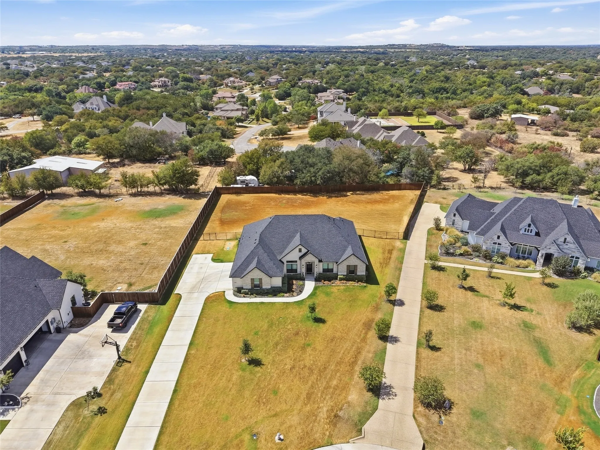 Single Family Residence For Sale in Parker County , 1021 Tobey Court, Aledo, Texas 76008, 4 Bedroom, 3 Bathroom, 3 Garage spaces, 2,995 Sqft, built in 2023, mls#21392225, Real Estate Agent in Aledo, Homes For Sale in Parker county, Homes For Sale in Aledo, Realtor in Aledo Texas, Real Estate Brokerage Independent Realty Texas, Luminita Cordes Realtor