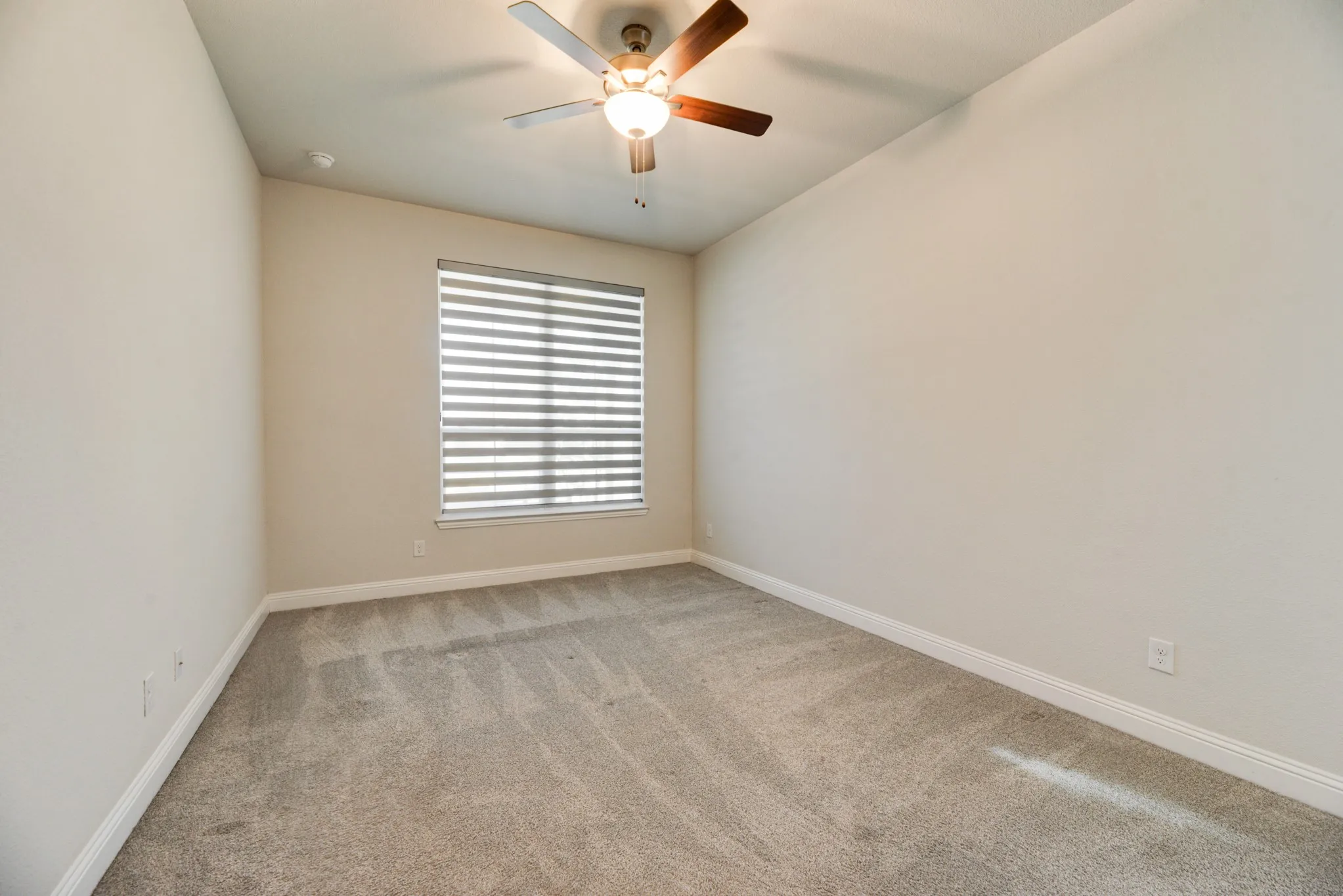 Single Family Residence For Rent in Johnson County , 3107 Trinity Ridge Street, Mansfield, Texas 76063, 4 Bedroom, 4 Bathroom, 3 Garage spaces, 3,383 Sqft, built in 2022, mls#21388395, Real Estate Agent in Mansfield, Homes For Rent in Johnson county, Homes For Rent in Mansfield, Realtor in Mansfield Texas, Real Estate Brokerage Independent Realty Texas, Luminita Cordes Realtor