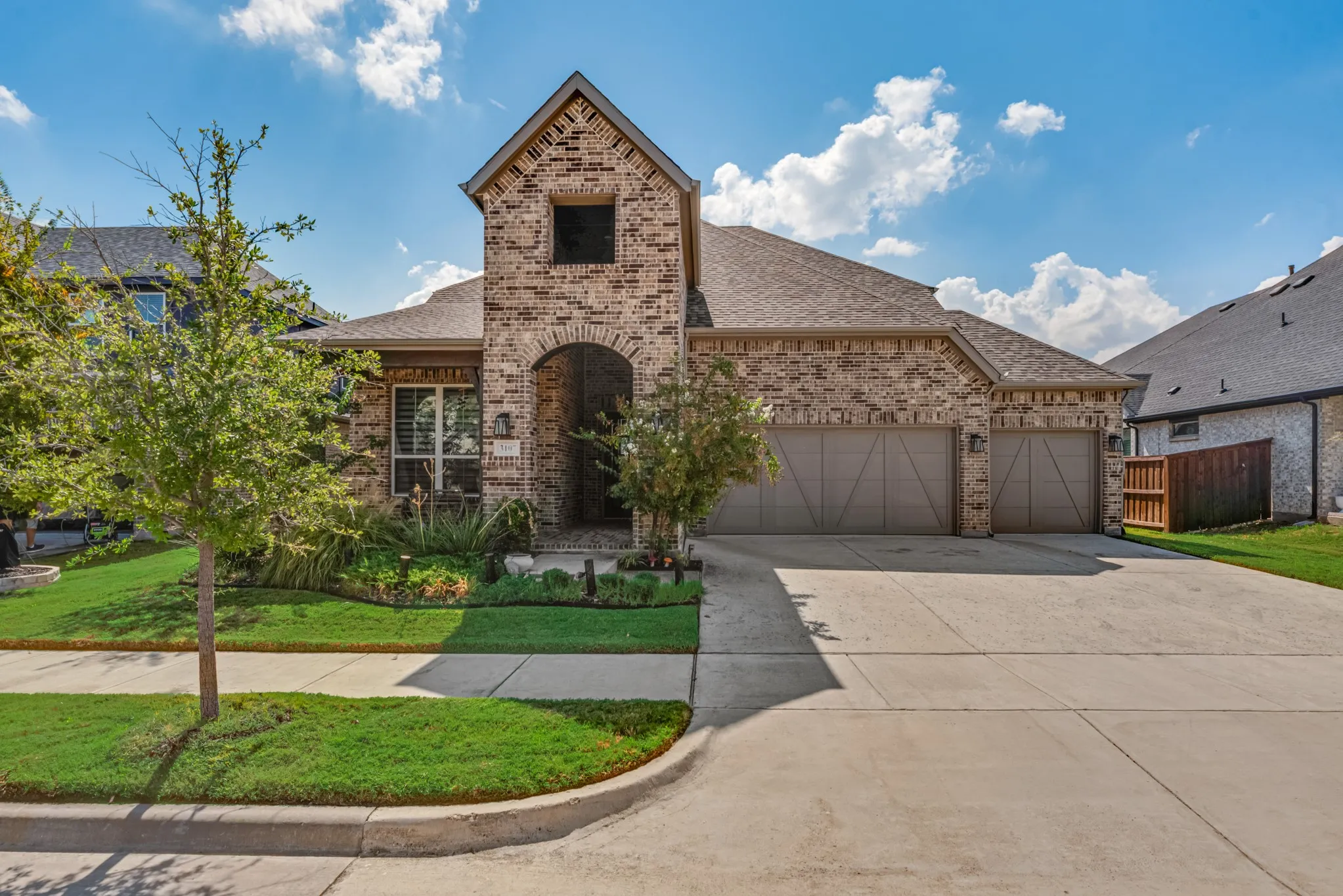 Single Family Residence For Rent in Johnson County , 3107 Trinity Ridge Street, Mansfield, Texas 76063, 4 Bedroom, 4 Bathroom, 3 Garage spaces, 3,383 Sqft, built in 2022, mls#21388395, Real Estate Agent in Mansfield, Homes For Rent in Johnson county, Homes For Rent in Mansfield, Realtor in Mansfield Texas, Real Estate Brokerage Independent Realty Texas, Luminita Cordes Realtor