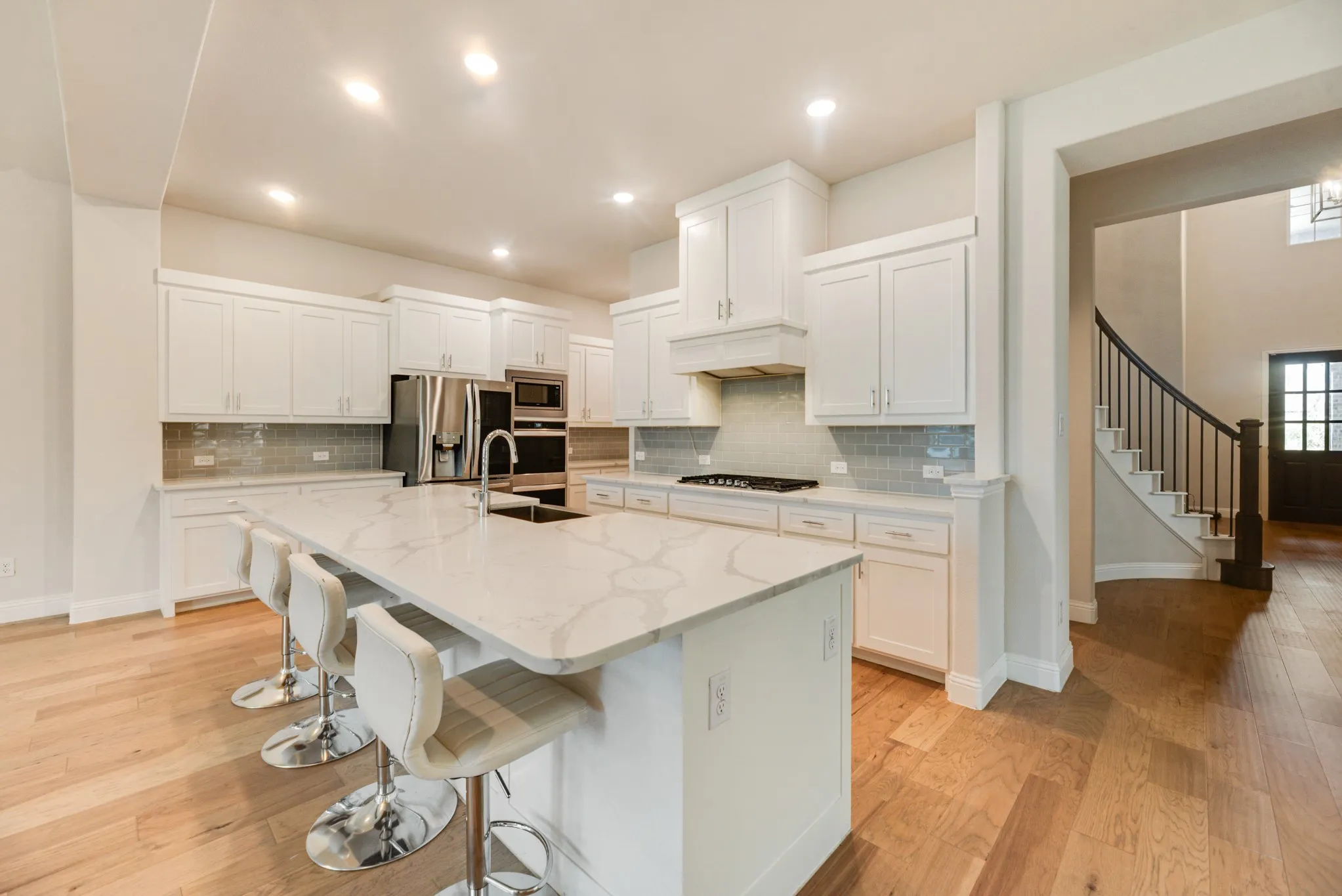 Single Family Residence For Rent in Johnson County , 3107 Trinity Ridge Street, Mansfield, Texas 76063, 4 Bedroom, 4 Bathroom, 3 Garage spaces, 3,383 Sqft, built in 2022, mls#21388395, Real Estate Agent in Mansfield, Homes For Rent in Johnson county, Homes For Rent in Mansfield, Realtor in Mansfield Texas, Real Estate Brokerage Independent Realty Texas, Luminita Cordes Realtor