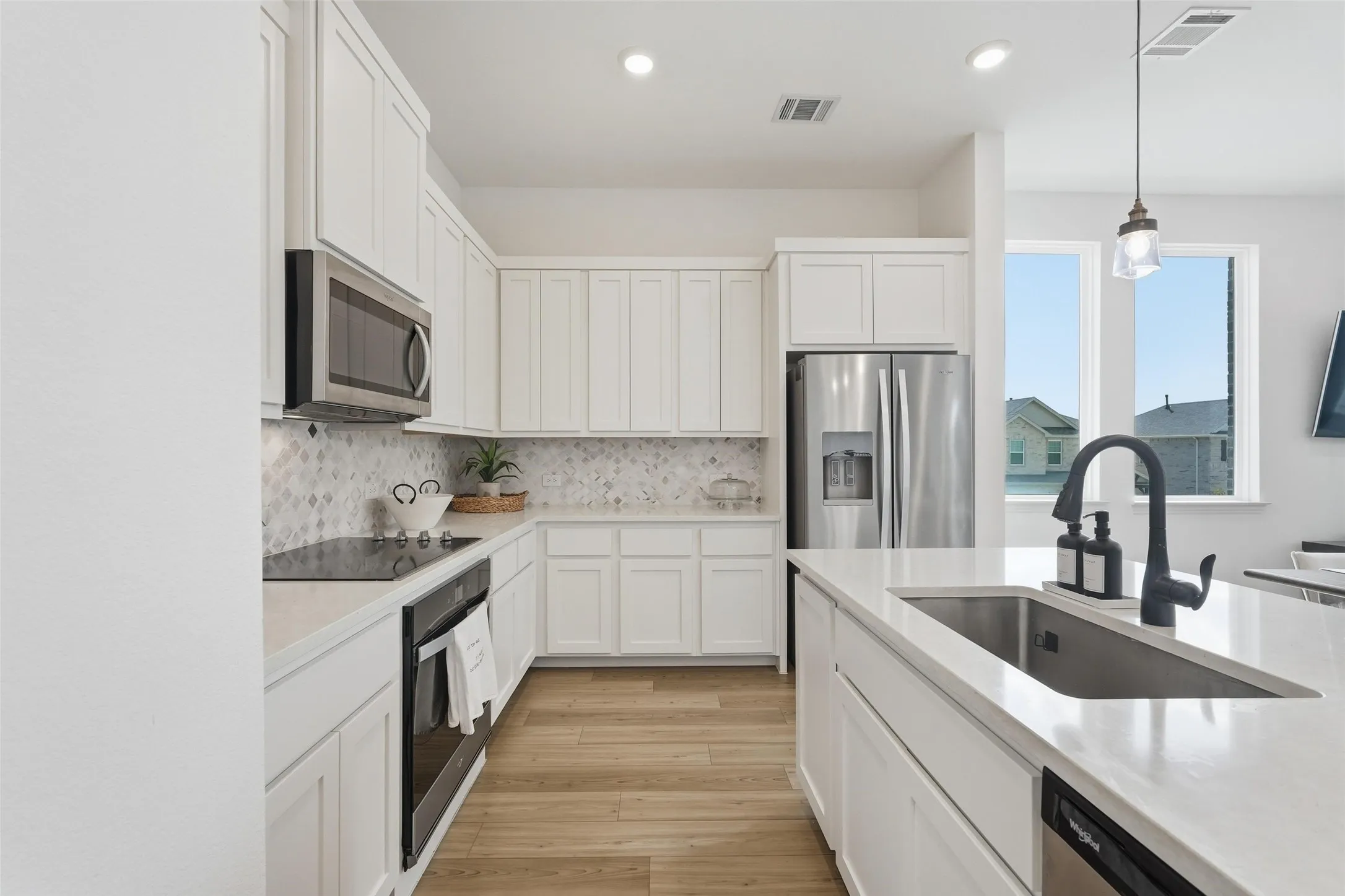 Single Family Residence For Rent in Dallas County , 7503 Millingston Road, Dallas, Texas 75228, 3 Bedroom, 3 Bathroom, 2 Garage spaces, 1,650 Sqft, built in 2023, mls#21391737, Real Estate Agent in Dallas, Homes For Rent in Dallas county, Homes For Rent in Dallas, Realtor in Dallas Texas, Real Estate Brokerage Independent Realty Texas, Luminita Cordes Realtor