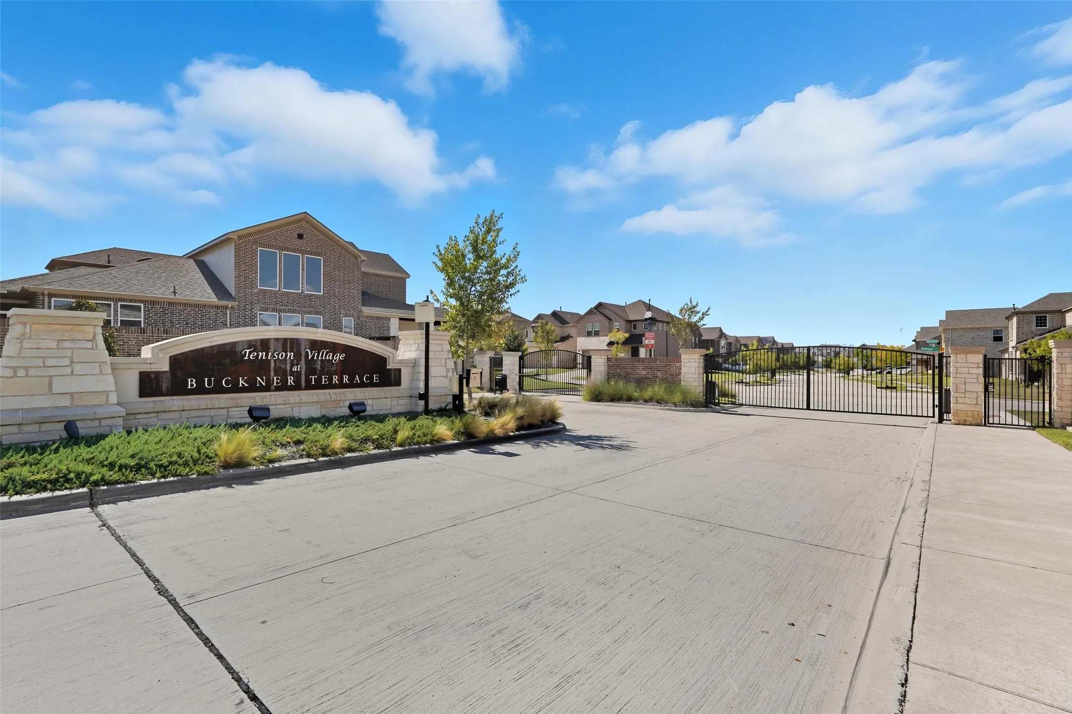 Single Family Residence For Rent in Dallas County , 7503 Millingston Road, Dallas, Texas 75228, 3 Bedroom, 3 Bathroom, 2 Garage spaces, 1,650 Sqft, built in 2023, mls#21391737, Real Estate Agent in Dallas, Homes For Rent in Dallas county, Homes For Rent in Dallas, Realtor in Dallas Texas, Real Estate Brokerage Independent Realty Texas, Luminita Cordes Realtor