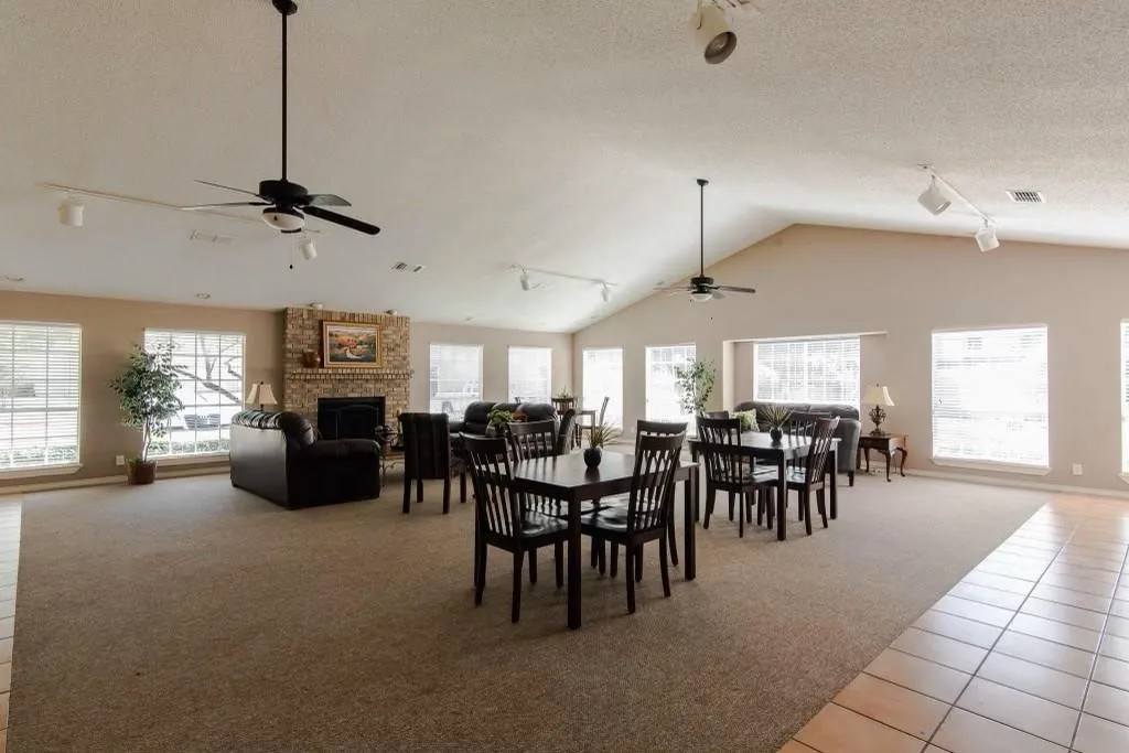 Townhouse For Sale in Collin County , 8400 Hickory Street 2402, Frisco, Texas 75034, 2 Bedroom, 2 Bathroom, 1 Garage spaces, 1,188 Sqft, built in 1987, mls#21391417, Real Estate Agent in Frisco, Homes For Sale in Collin county, Homes For Sale in Frisco, Realtor in Frisco Texas, Real Estate Brokerage Independent Realty Texas, Luminita Cordes Realtor