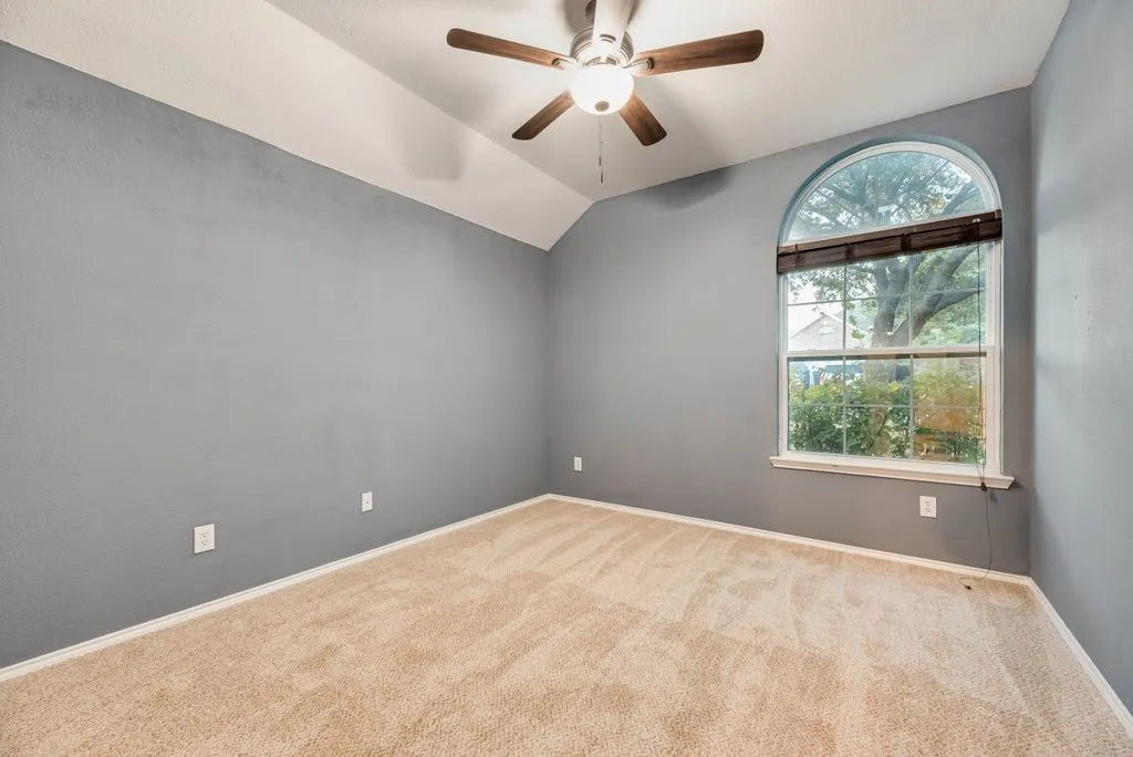Single Family Residence For Sale in Collin County , 1202 Chestnut Hill Drive, Wylie, Texas 75098, 4 Bedroom, 3 Bathroom, 2 Garage spaces, 2,649 Sqft, built in 2008, mls#21391901, Real Estate Agent in Wylie, Homes For Sale in Collin county, Homes For Sale in Wylie, Realtor in Wylie Texas, Real Estate Brokerage Independent Realty Texas, Luminita Cordes Realtor