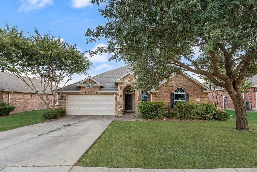 Single Family Residence For Sale in Collin County , 1202 Chestnut Hill Drive, Wylie, Texas 75098, 4 Bedroom, 3 Bathroom, 2 Garage spaces, 2,649 Sqft, built in 2008, mls#21391901, Real Estate Agent in Wylie, Homes For Sale in Collin county, Homes For Sale in Wylie, Realtor in Wylie Texas, Real Estate Brokerage Independent Realty Texas, Luminita Cordes Realtor