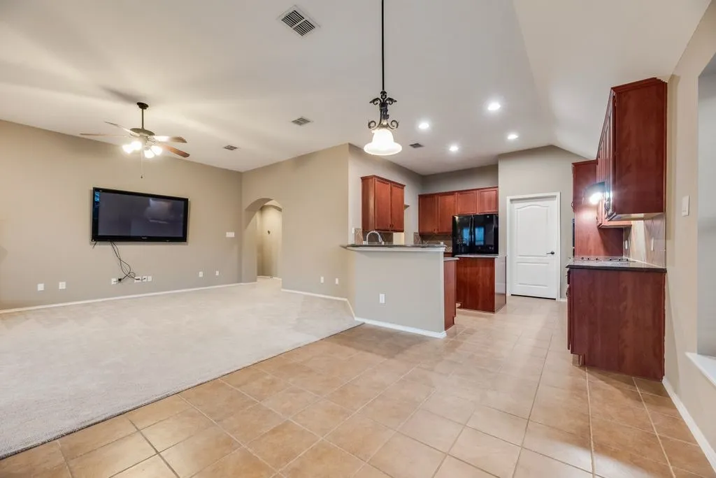Single Family Residence For Sale in Collin County , 1202 Chestnut Hill Drive, Wylie, Texas 75098, 4 Bedroom, 3 Bathroom, 2 Garage spaces, 2,649 Sqft, built in 2008, mls#21391901, Real Estate Agent in Wylie, Homes For Sale in Collin county, Homes For Sale in Wylie, Realtor in Wylie Texas, Real Estate Brokerage Independent Realty Texas, Luminita Cordes Realtor