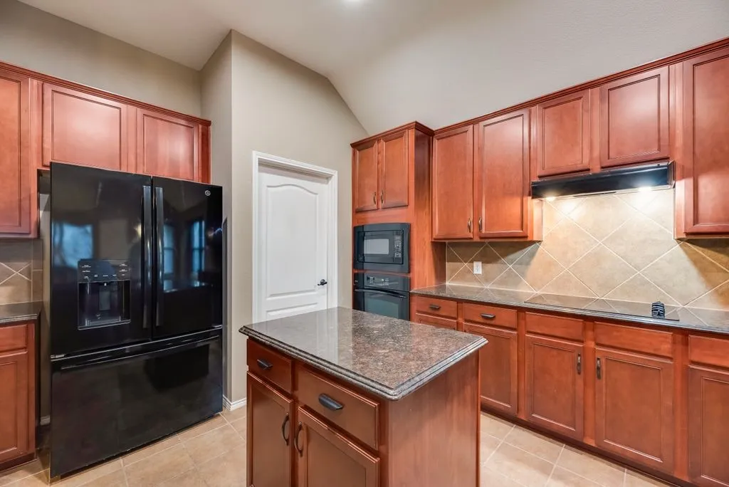 Single Family Residence For Sale in Collin County , 1202 Chestnut Hill Drive, Wylie, Texas 75098, 4 Bedroom, 3 Bathroom, 2 Garage spaces, 2,649 Sqft, built in 2008, mls#21391901, Real Estate Agent in Wylie, Homes For Sale in Collin county, Homes For Sale in Wylie, Realtor in Wylie Texas, Real Estate Brokerage Independent Realty Texas, Luminita Cordes Realtor