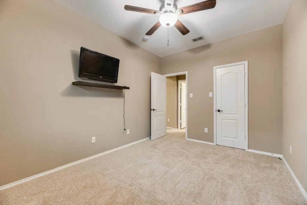 Single Family Residence For Sale in Collin County , 1202 Chestnut Hill Drive, Wylie, Texas 75098, 4 Bedroom, 3 Bathroom, 2 Garage spaces, 2,649 Sqft, built in 2008, mls#21391901, Real Estate Agent in Wylie, Homes For Sale in Collin county, Homes For Sale in Wylie, Realtor in Wylie Texas, Real Estate Brokerage Independent Realty Texas, Luminita Cordes Realtor
