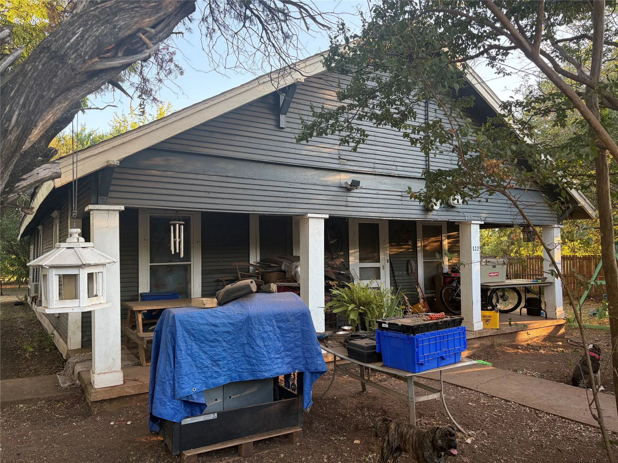 Single Family Residence For Sale in Ellis County , 112 E Indiana Avenue, Midlothian, Texas 76065, 3 Bedroom, 1 Bathroom, 1 Garage spaces, 1,155 Sqft, built in 1918, mls#21392285, Real Estate Agent in Midlothian, Homes For Sale in Ellis county, Homes For Sale in Midlothian, Realtor in Midlothian Texas, Real Estate Brokerage Independent Realty Texas, Luminita Cordes Realtor