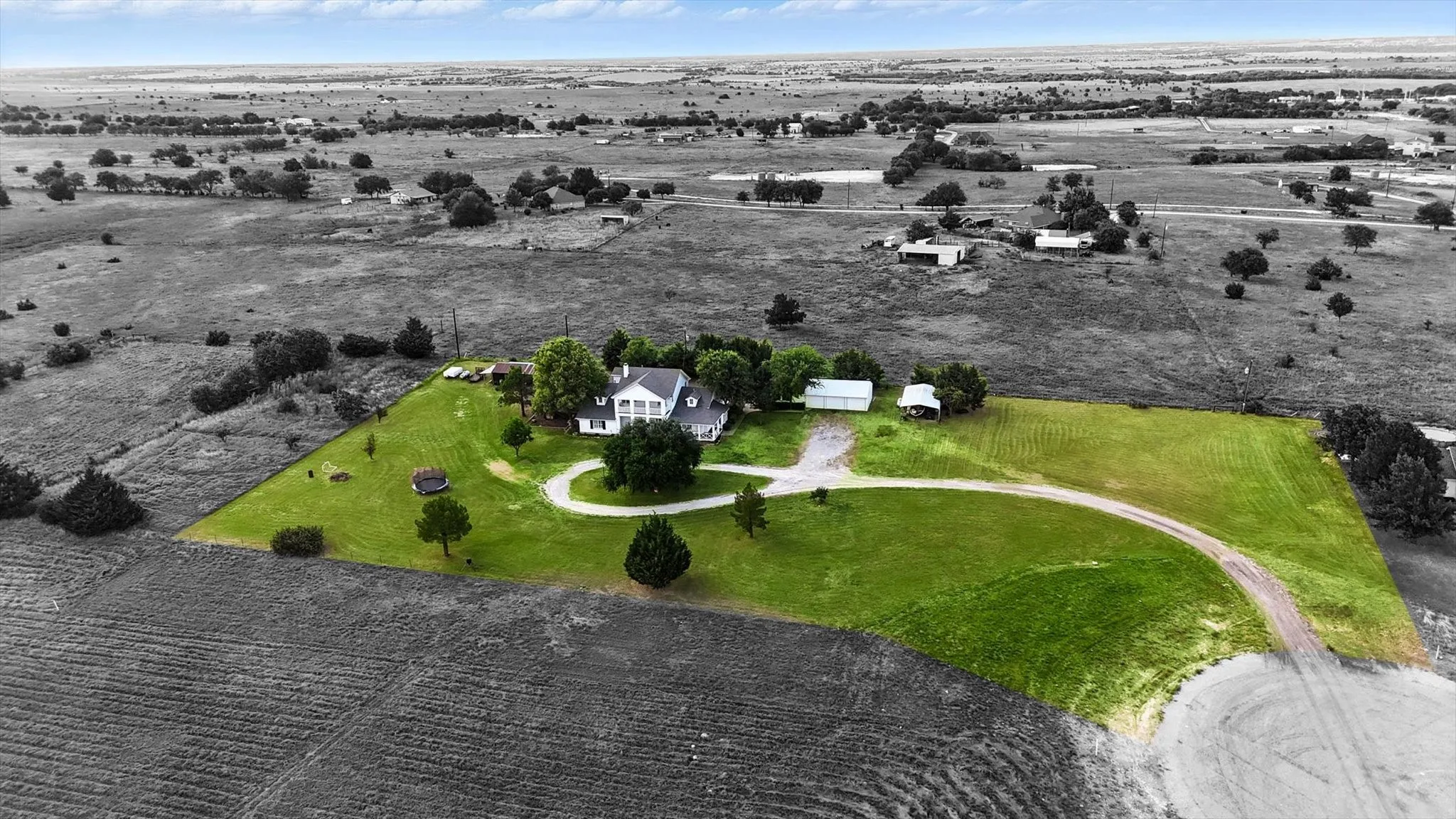 Single Family Residence For Rent in Wise County , 185 Quail Run Court, Decatur, Texas 76234, 4 Bedroom, 4 Bathroom, 3 Garage spaces, 3,550 Sqft, built in 1988, mls#21392011, Real Estate Agent in Decatur, Homes For Rent in Wise county, Homes For Rent in Decatur, Realtor in Decatur Texas, Real Estate Brokerage Independent Realty Texas, Luminita Cordes Realtor