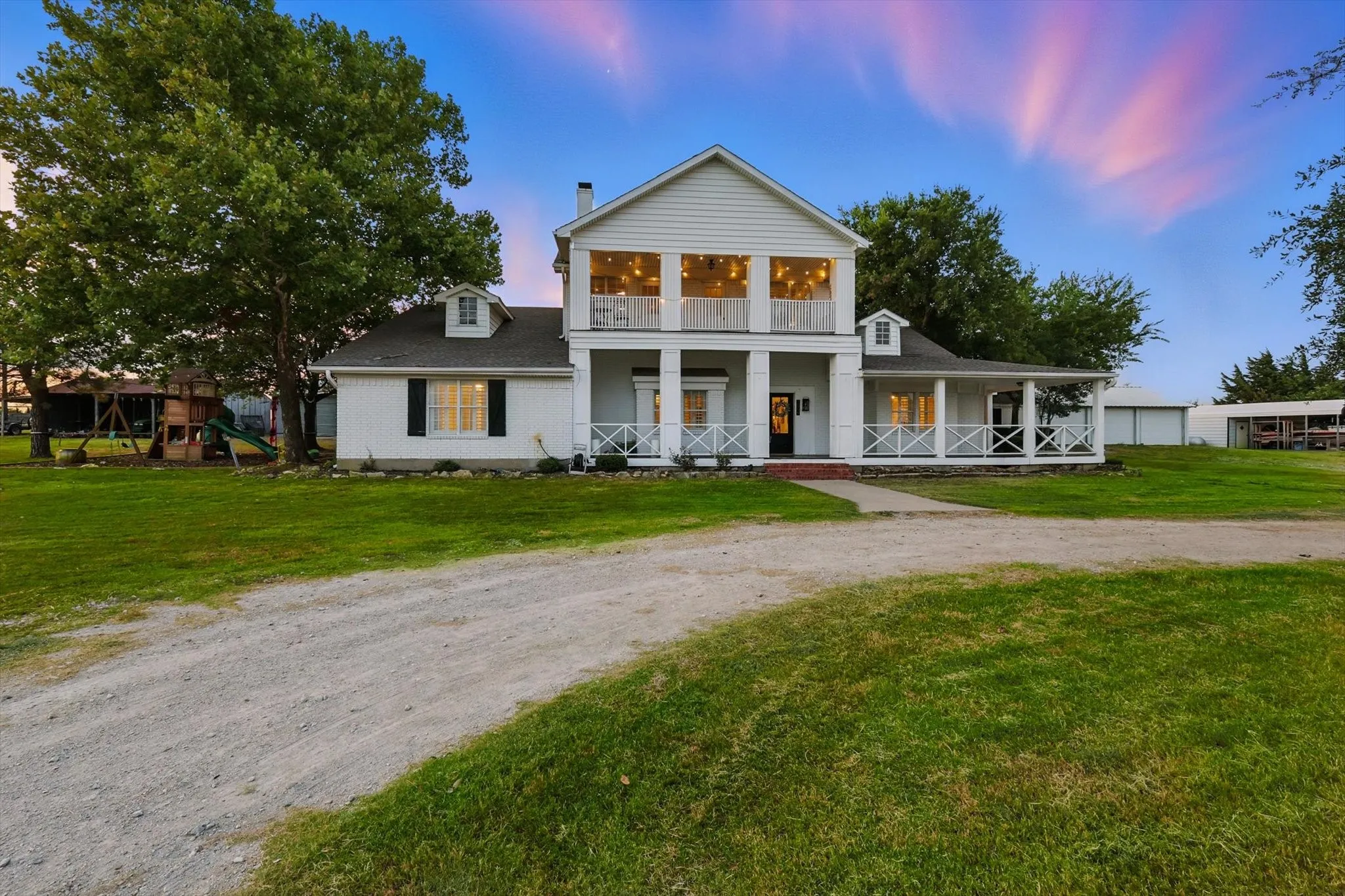 Single Family Residence For Rent