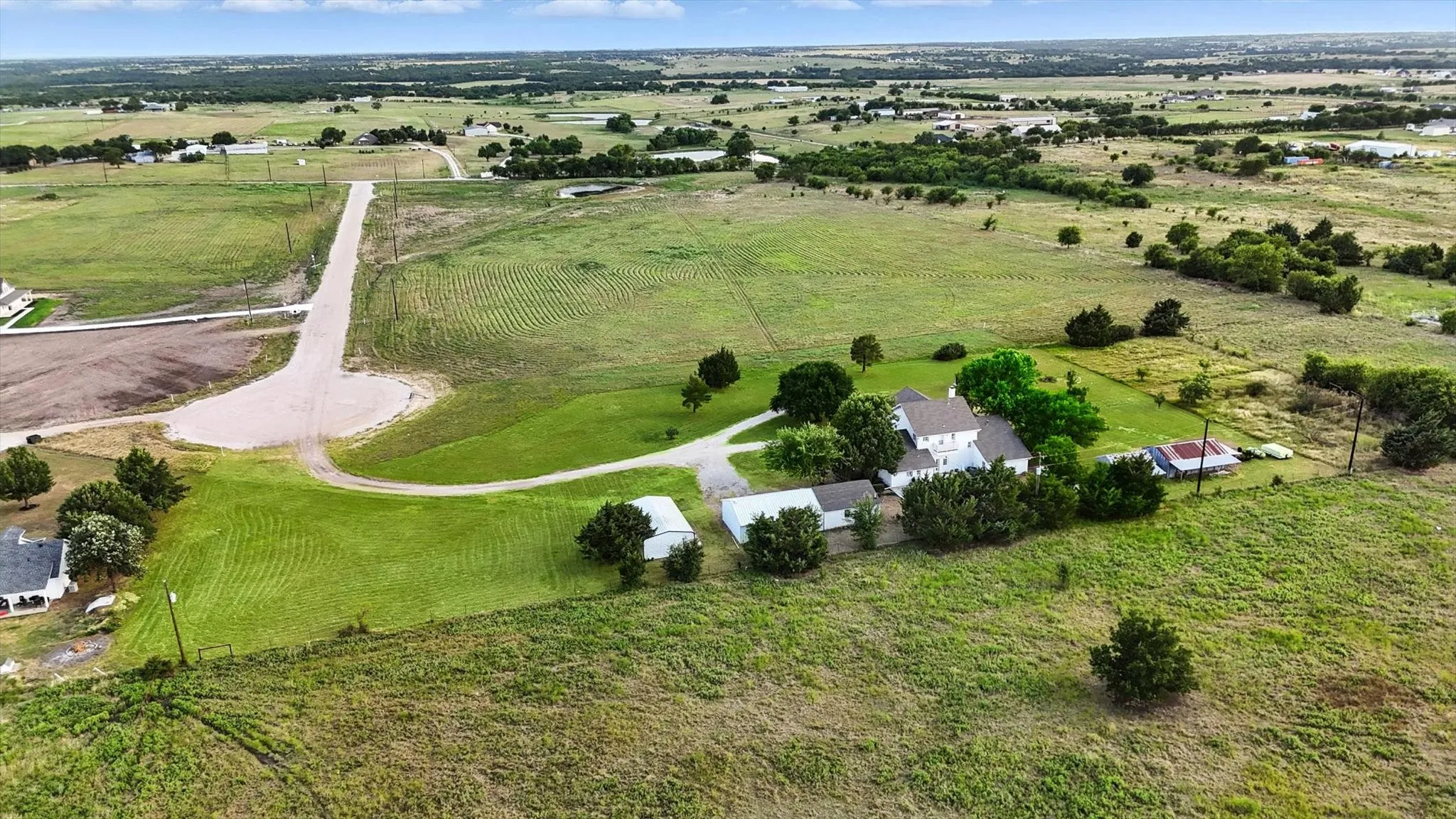 Single Family Residence For Rent in Wise County , 185 Quail Run Court, Decatur, Texas 76234, 4 Bedroom, 4 Bathroom, 3 Garage spaces, 3,550 Sqft, built in 1988, mls#21392011, Real Estate Agent in Decatur, Homes For Rent in Wise county, Homes For Rent in Decatur, Realtor in Decatur Texas, Real Estate Brokerage Independent Realty Texas, Luminita Cordes Realtor