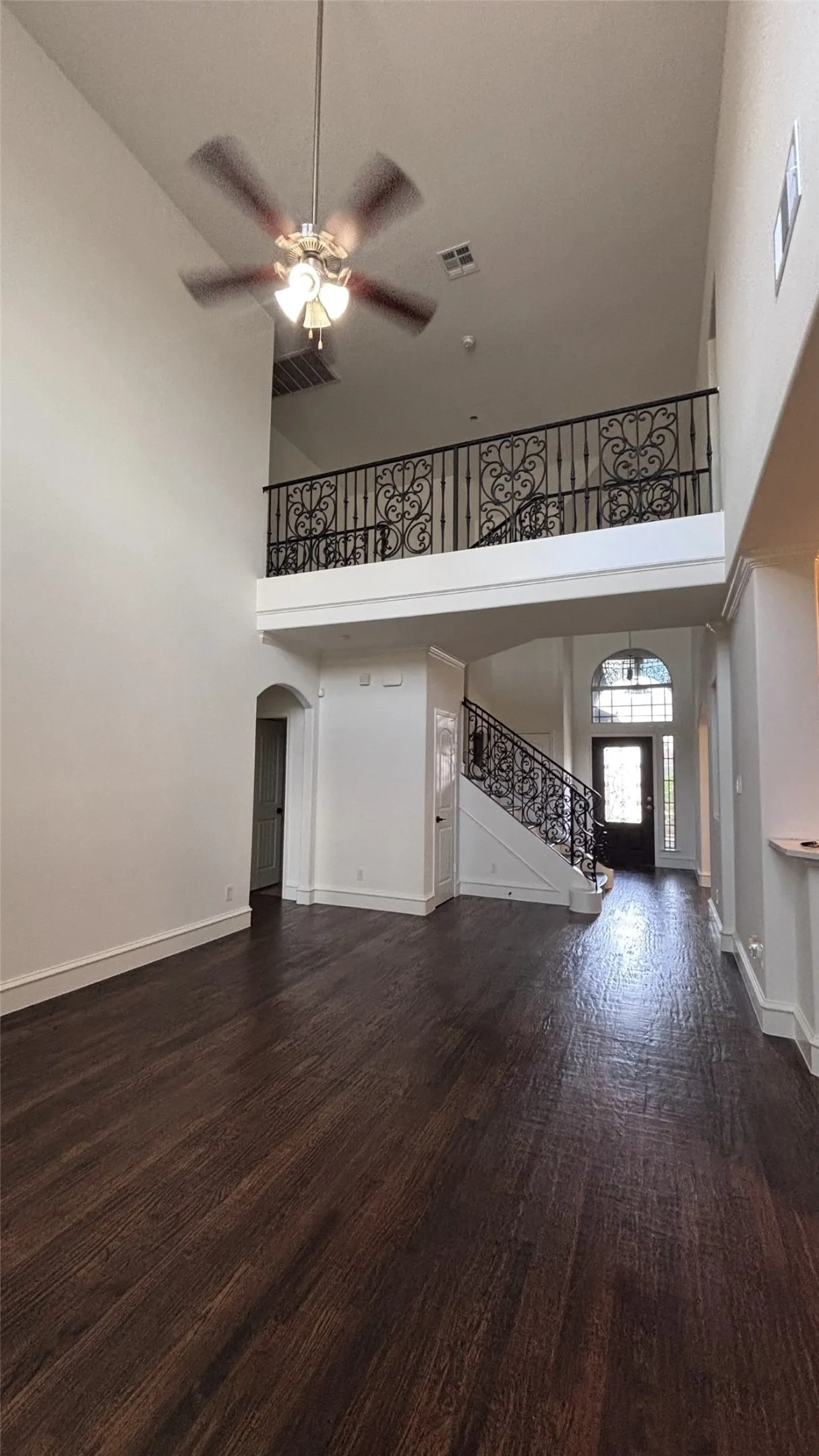 Single Family Residence For Rent in Collin County , 133 Meadow Crest Drive, Princeton, Texas 75407, 4 Bedroom, 3 Bathroom, 2 Garage spaces, 2,475 Sqft, built in 2011, mls#21392289, Real Estate Agent in Princeton, Homes For Rent in Collin county, Homes For Rent in Princeton, Realtor in Princeton Texas, Real Estate Brokerage Independent Realty Texas, Luminita Cordes Realtor