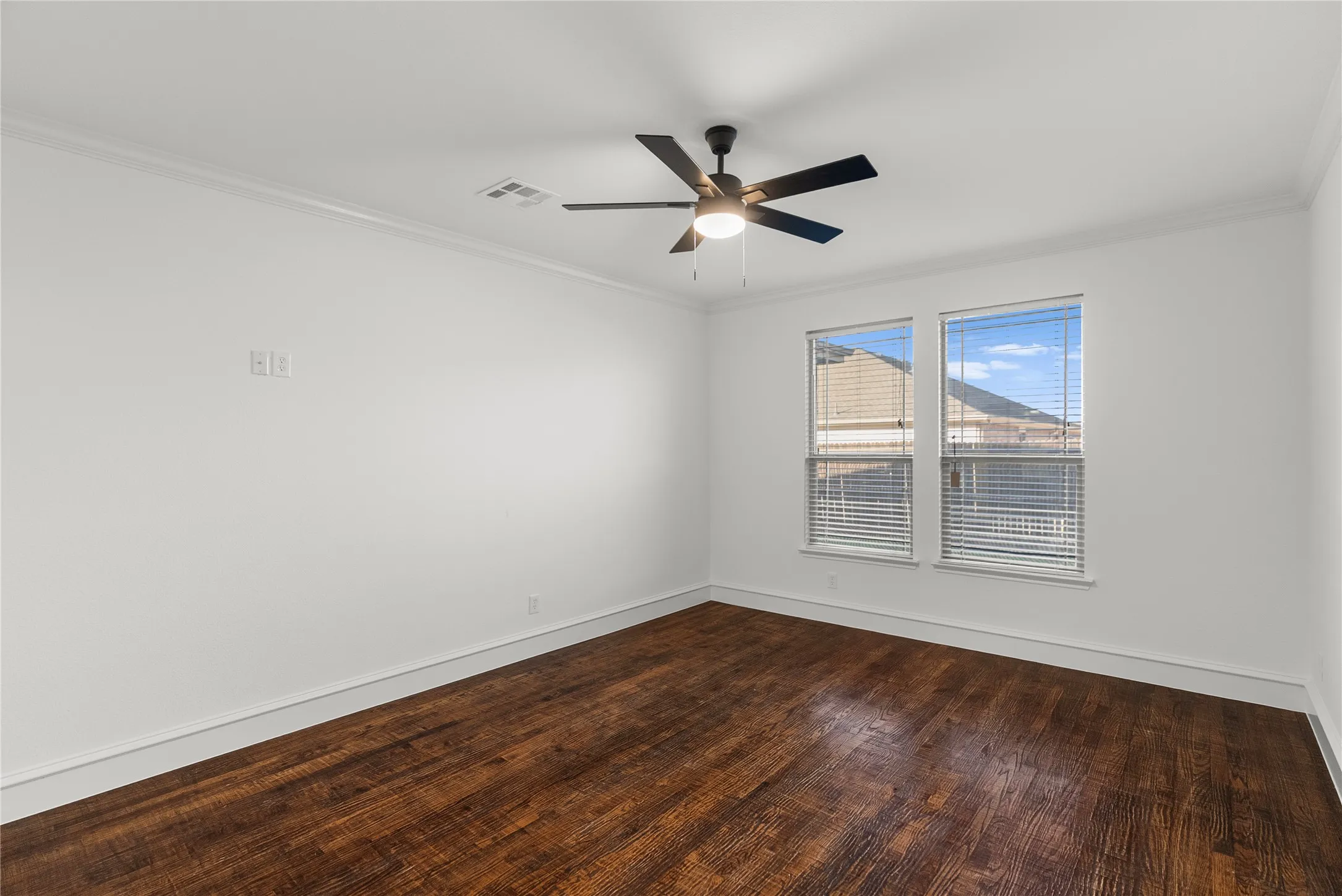 Single Family Residence For Rent in Collin County , 133 Meadow Crest Drive, Princeton, Texas 75407, 4 Bedroom, 3 Bathroom, 2 Garage spaces, 2,475 Sqft, built in 2011, mls#21392289, Real Estate Agent in Princeton, Homes For Rent in Collin county, Homes For Rent in Princeton, Realtor in Princeton Texas, Real Estate Brokerage Independent Realty Texas, Luminita Cordes Realtor