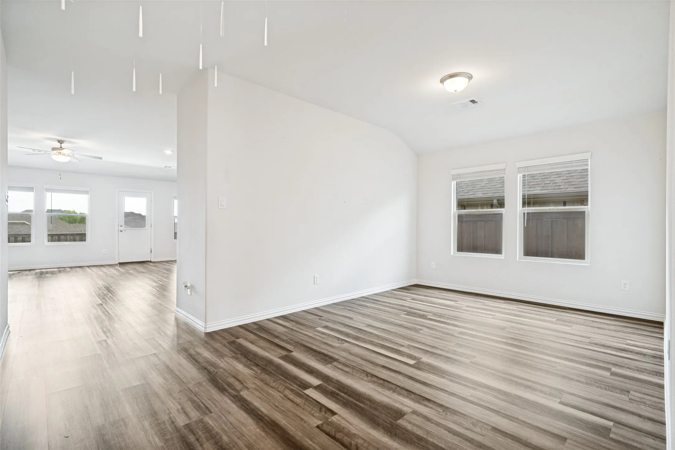 Single Family Residence For Sale in Tarrant County , 5573 Cypress Willow Bend, Fort Worth, Texas 76126, 4 Bedroom, 3 Bathroom, 2 Garage spaces, 2,319 Sqft, built in 2020, mls#21392290, Real Estate Agent in Fort Worth, Homes For Sale in Tarrant county, Homes For Sale in Fort Worth, Realtor in Fort Worth Texas, Real Estate Brokerage Independent Realty Texas, Luminita Cordes Realtor