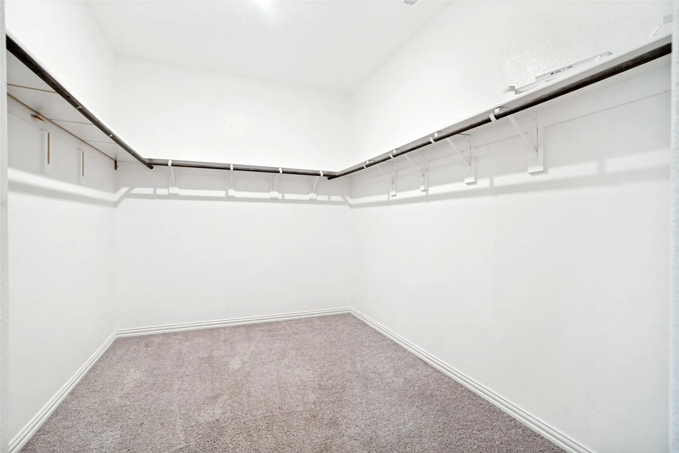 Single Family Residence For Sale in Tarrant County , 5573 Cypress Willow Bend, Fort Worth, Texas 76126, 4 Bedroom, 3 Bathroom, 2 Garage spaces, 2,319 Sqft, built in 2020, mls#21392290, Real Estate Agent in Fort Worth, Homes For Sale in Tarrant county, Homes For Sale in Fort Worth, Realtor in Fort Worth Texas, Real Estate Brokerage Independent Realty Texas, Luminita Cordes Realtor