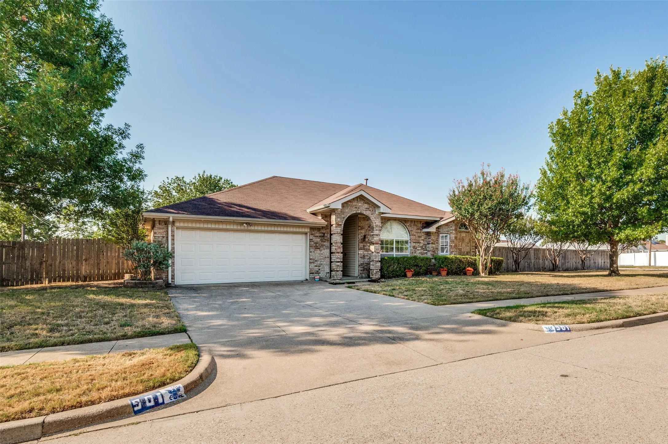 Front view of home