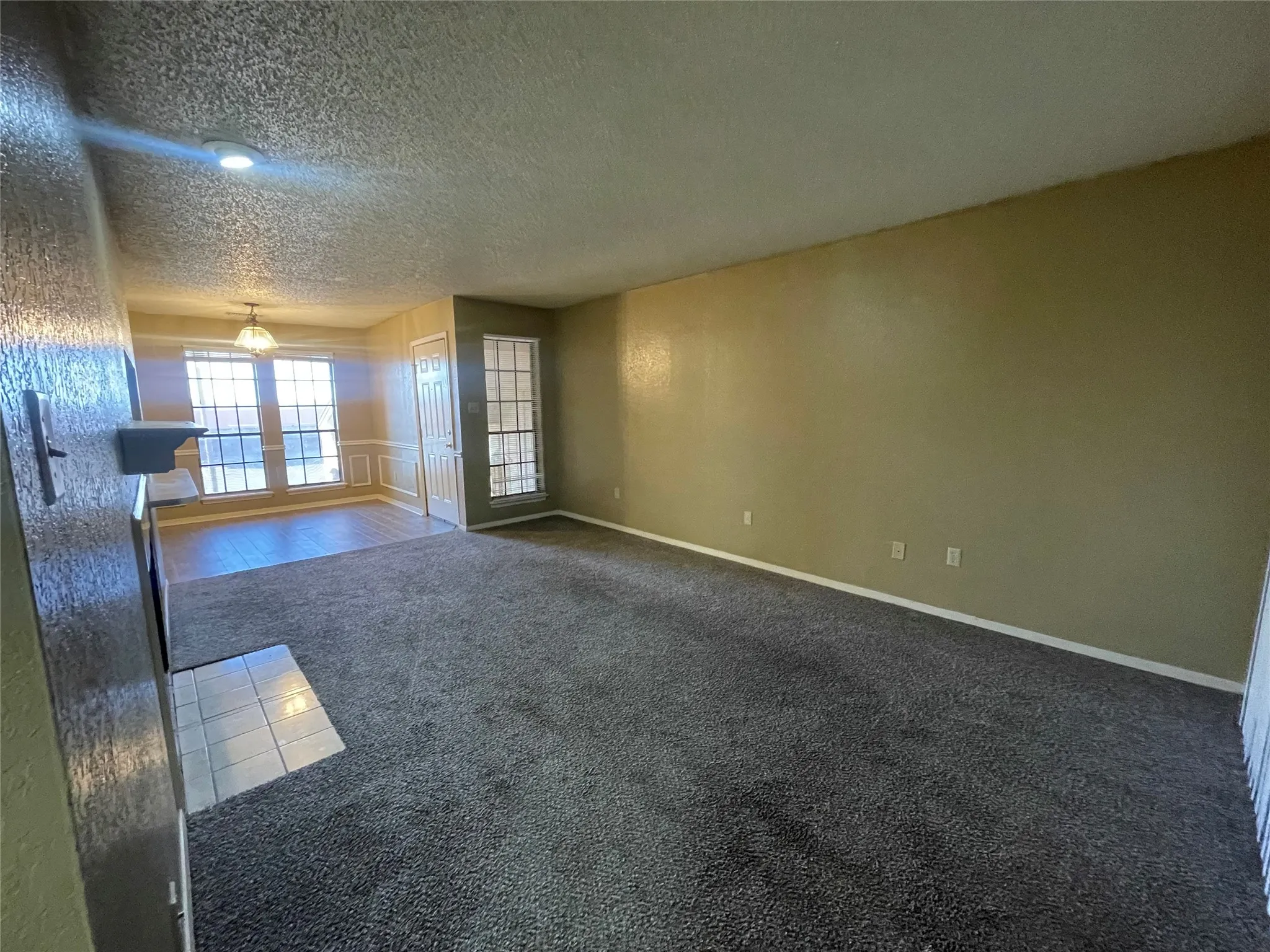 Apartment For Rent in Taylor County , 657 Ruidosa Avenue 215, Abilene, Texas 79605, 2 Bedroom, 2 Bathroom, Garage spaces, 884 Sqft, built in 1982, mls#21392301, Real Estate Agent in Abilene, Homes For Rent in Taylor county, Homes For Rent in Abilene, Realtor in Abilene Texas, Real Estate Brokerage Independent Realty Texas, Luminita Cordes Realtor