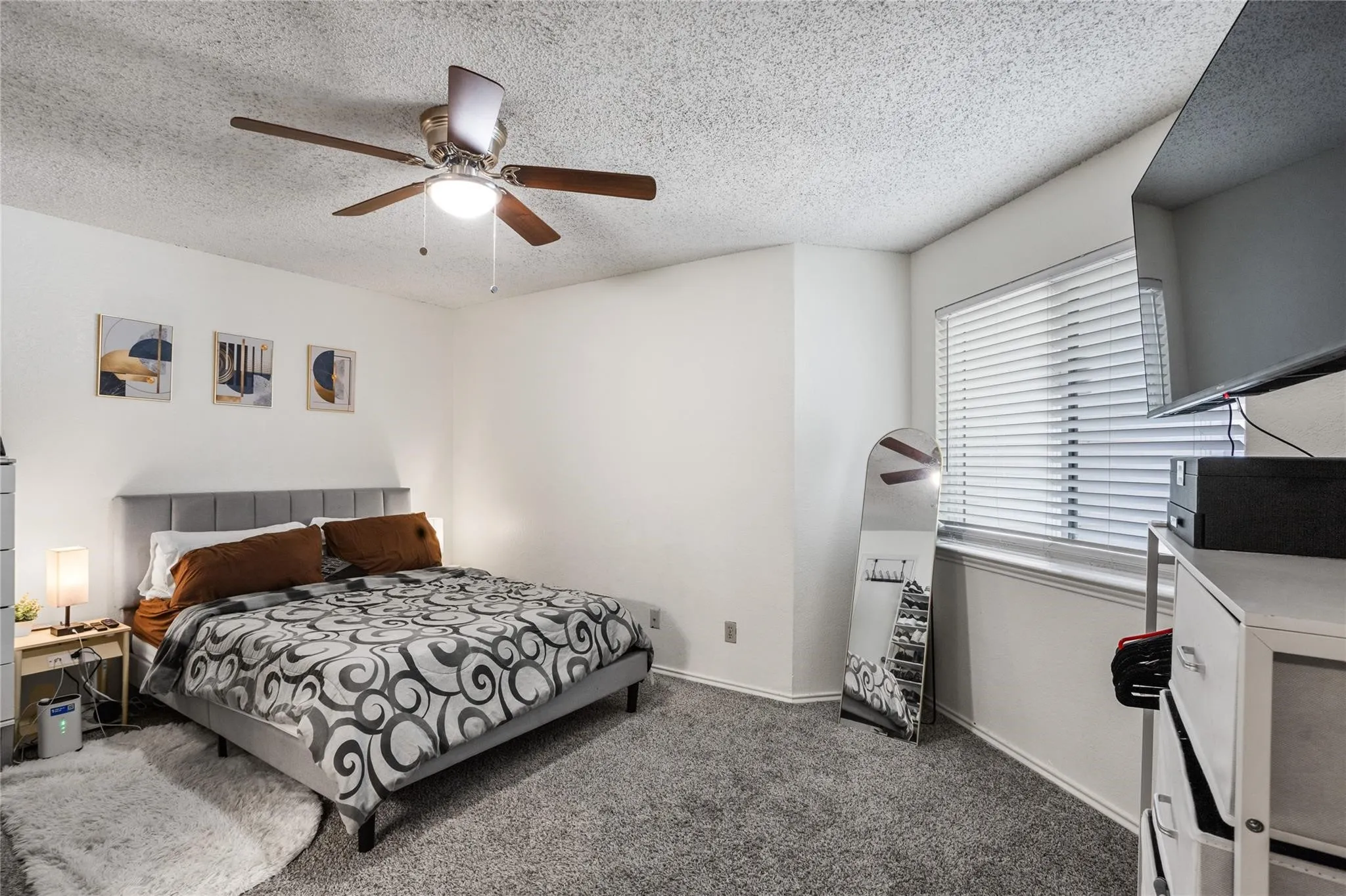 Condominium For Rent in Tarrant County , 2314 Bamboo Drive I203, Arlington, Texas 76006, 2 Bedroom, 2 Bathroom, Garage spaces, 1,031 Sqft, built in 1981, mls#21333448, Real Estate Agent in Arlington, Homes For Rent in Tarrant county, Homes For Rent in Arlington, Realtor in Arlington Texas, Real Estate Brokerage Independent Realty Texas, Luminita Cordes Realtor