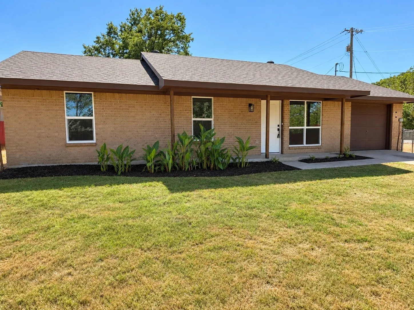 Single Family Residence For Sale