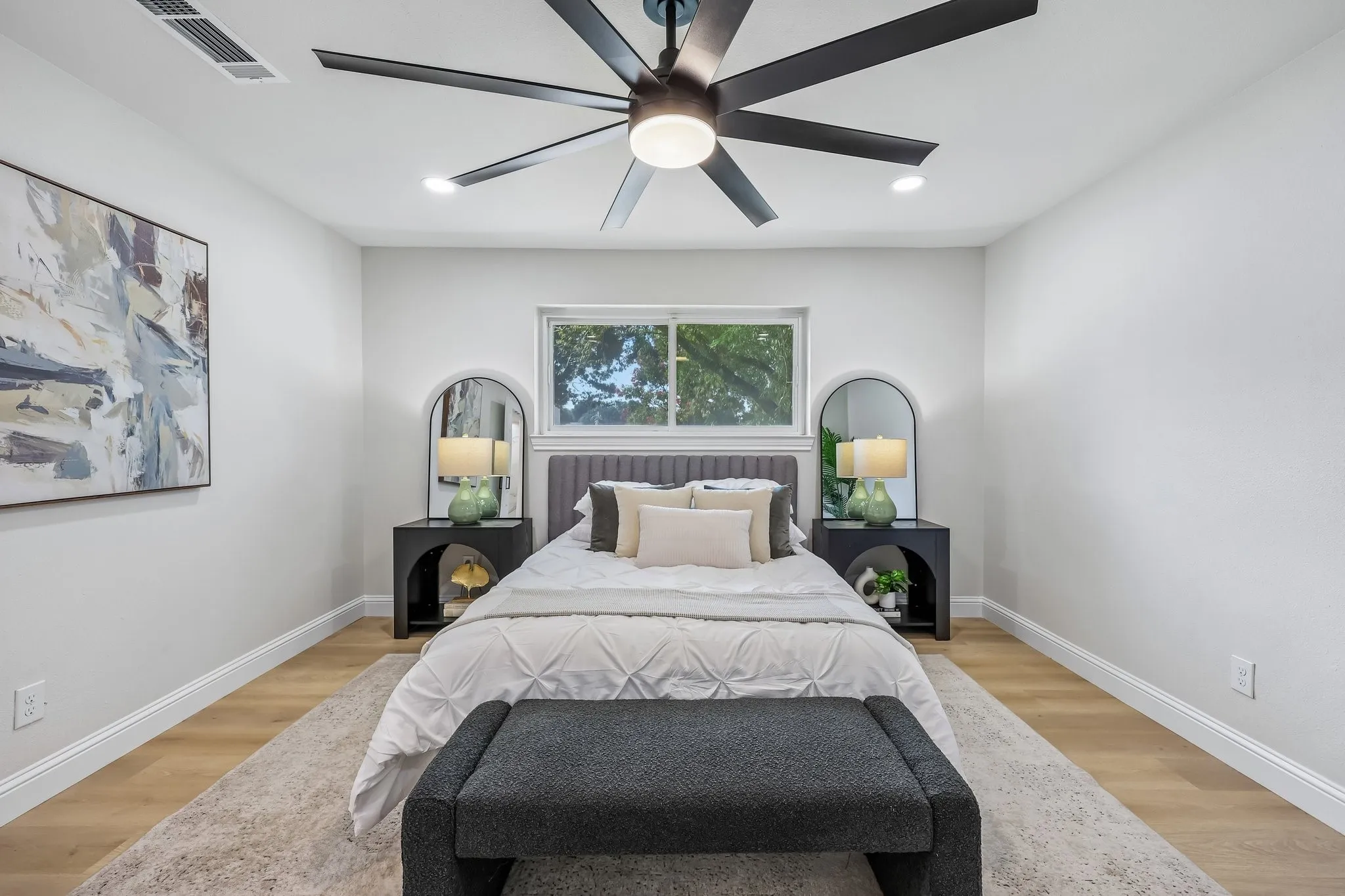 Single Family Residence For Sale in Dallas County , 9008 Flicker Lane, Dallas, Texas 75238, 3 Bedroom, 2 Bathroom, 2 Garage spaces, 1,716 Sqft, built in 1971, mls#21390759, Real Estate Agent in Dallas, Homes For Sale in Dallas county, Homes For Sale in Dallas, Realtor in Dallas Texas, Real Estate Brokerage Independent Realty Texas, Luminita Cordes Realtor