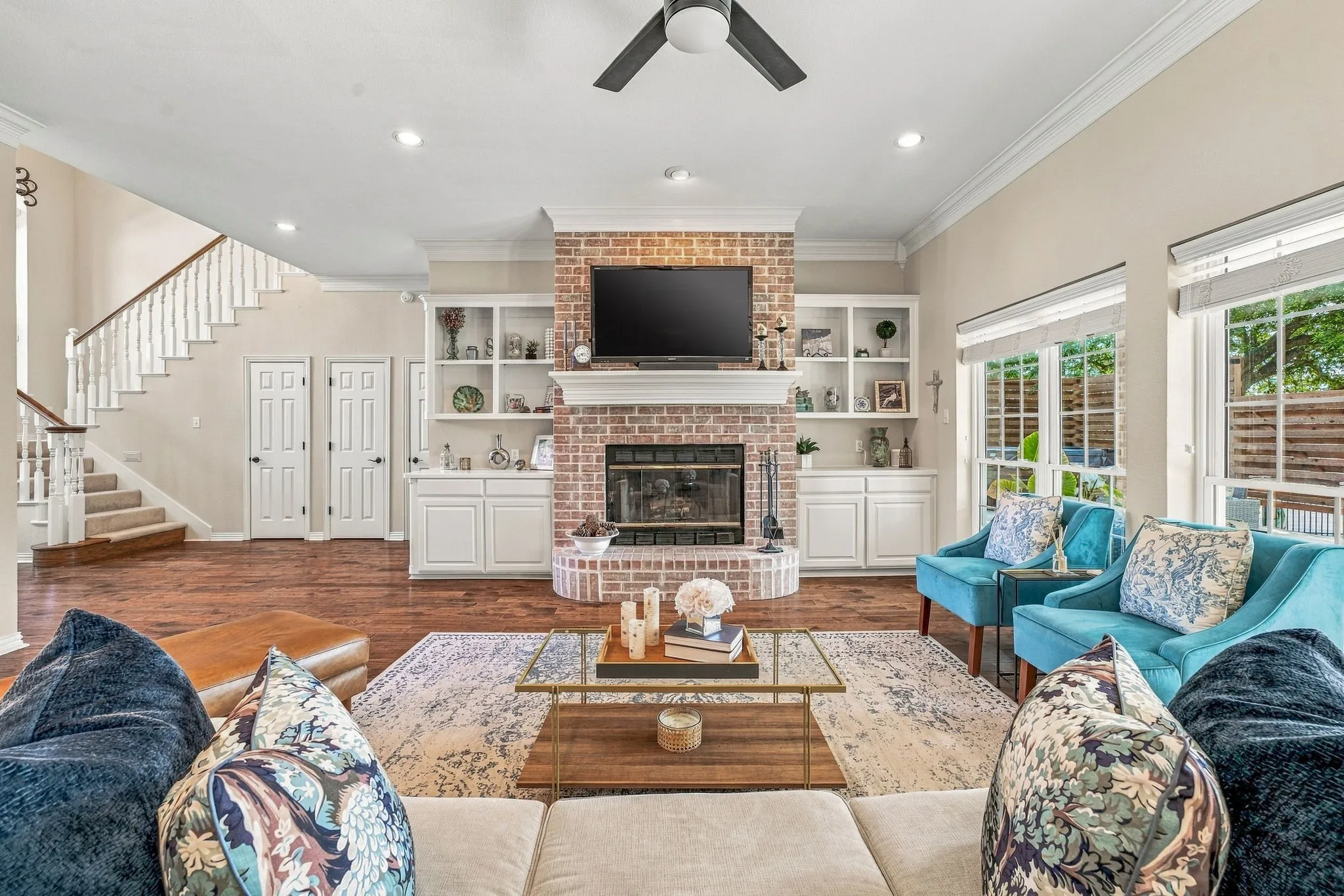 Single Family Residence For Sale in Hood County , 1211 Mallard Way, Granbury, Texas 76048, 4 Bedroom, 3 Bathroom, 2 Garage spaces, 3,324 Sqft, built in 1996, mls#21392306, Real Estate Agent in Granbury, Homes For Sale in Hood county, Homes For Sale in Granbury, Realtor in Granbury Texas, Real Estate Brokerage Independent Realty Texas, Luminita Cordes Realtor
