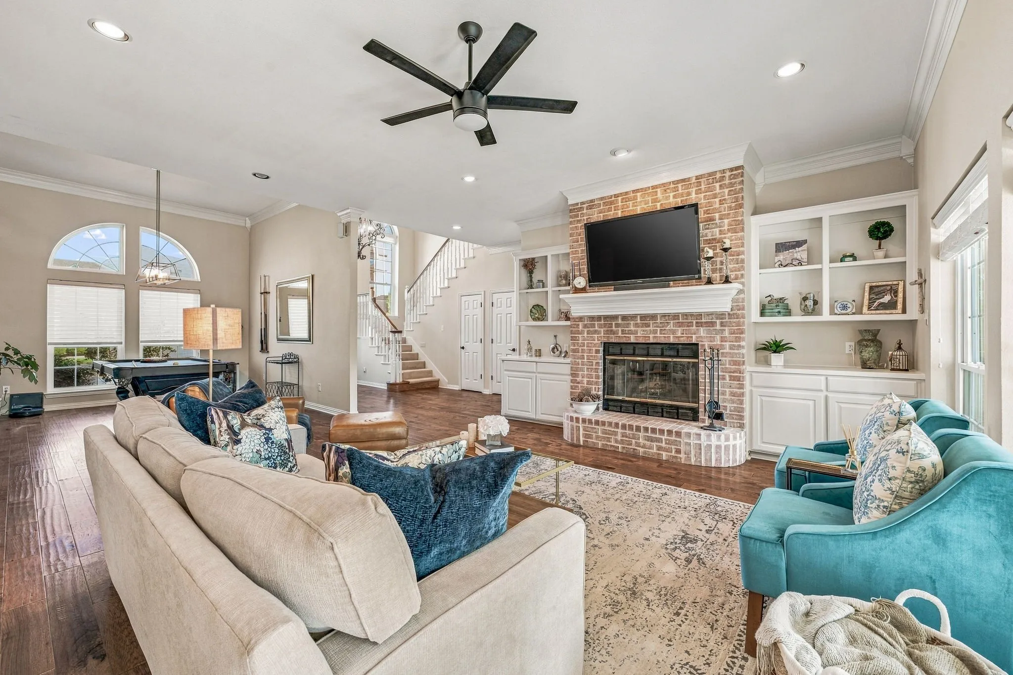 Single Family Residence For Sale in Hood County , 1211 Mallard Way, Granbury, Texas 76048, 4 Bedroom, 3 Bathroom, 2 Garage spaces, 3,324 Sqft, built in 1996, mls#21392306, Real Estate Agent in Granbury, Homes For Sale in Hood county, Homes For Sale in Granbury, Realtor in Granbury Texas, Real Estate Brokerage Independent Realty Texas, Luminita Cordes Realtor