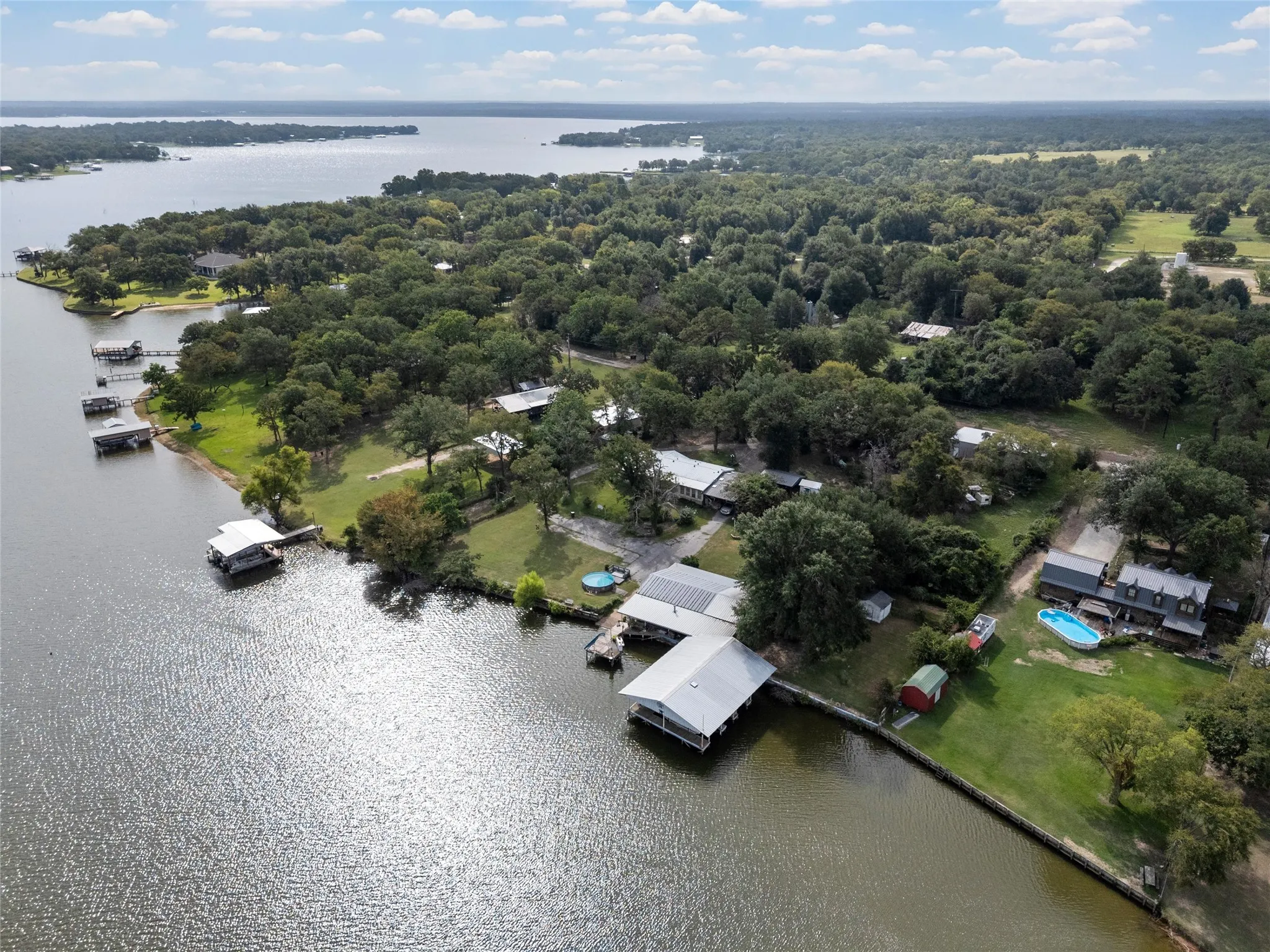 Mobile Home For Sale in Limestone County , 280 Lcr 737, Thornton, Texas 76687, 2 Bedroom, 2 Bathroom, Garage spaces, 2,417 Sqft, built in 1999, mls#21392263, Real Estate Agent in Thornton, Homes For Sale in Limestone county, Homes For Sale in Thornton, Realtor in Thornton Texas, Real Estate Brokerage Independent Realty Texas, Luminita Cordes Realtor