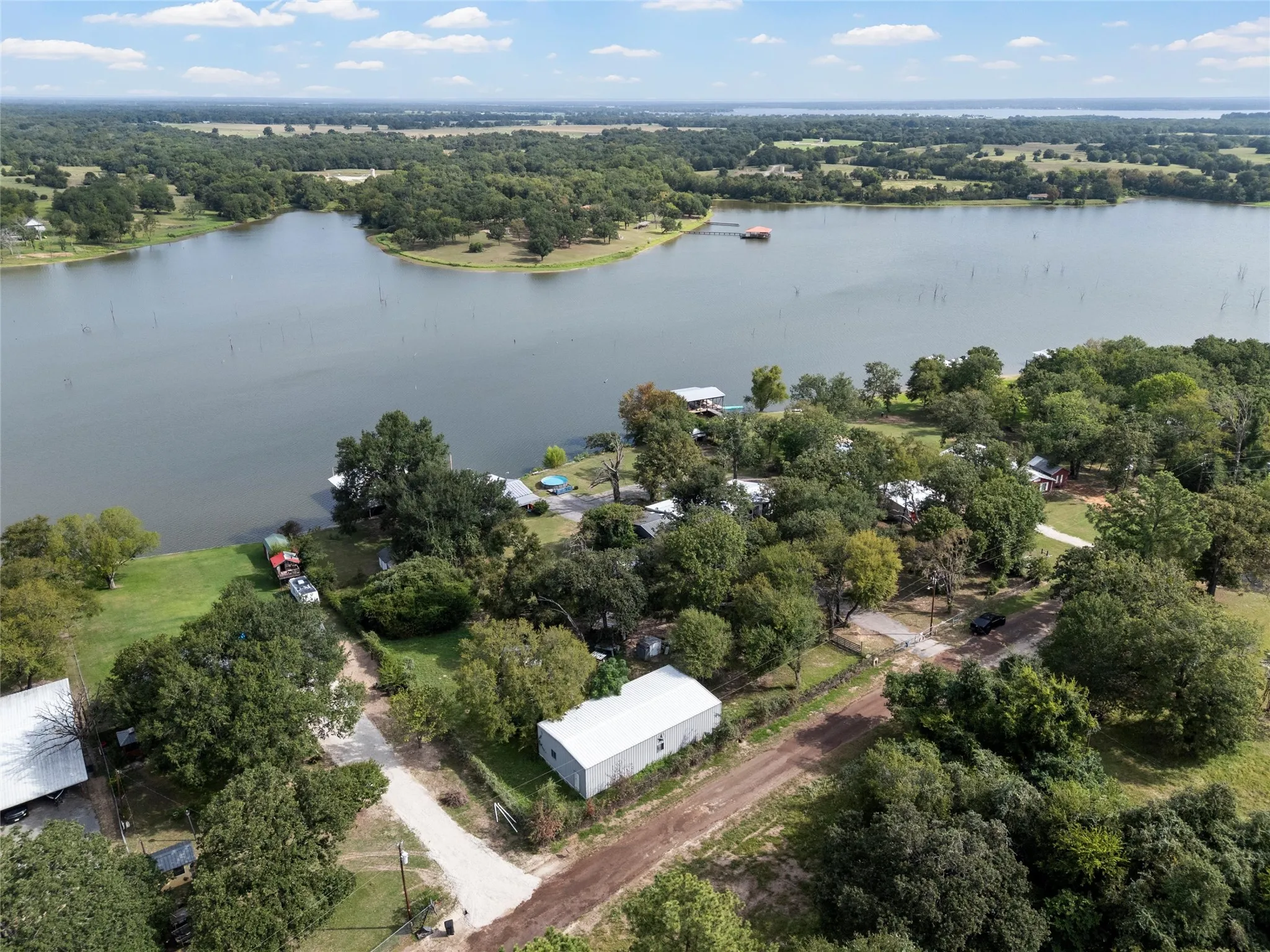 Mobile Home For Sale in Limestone County , 280 Lcr 737, Thornton, Texas 76687, 2 Bedroom, 2 Bathroom, Garage spaces, 2,417 Sqft, built in 1999, mls#21392263, Real Estate Agent in Thornton, Homes For Sale in Limestone county, Homes For Sale in Thornton, Realtor in Thornton Texas, Real Estate Brokerage Independent Realty Texas, Luminita Cordes Realtor