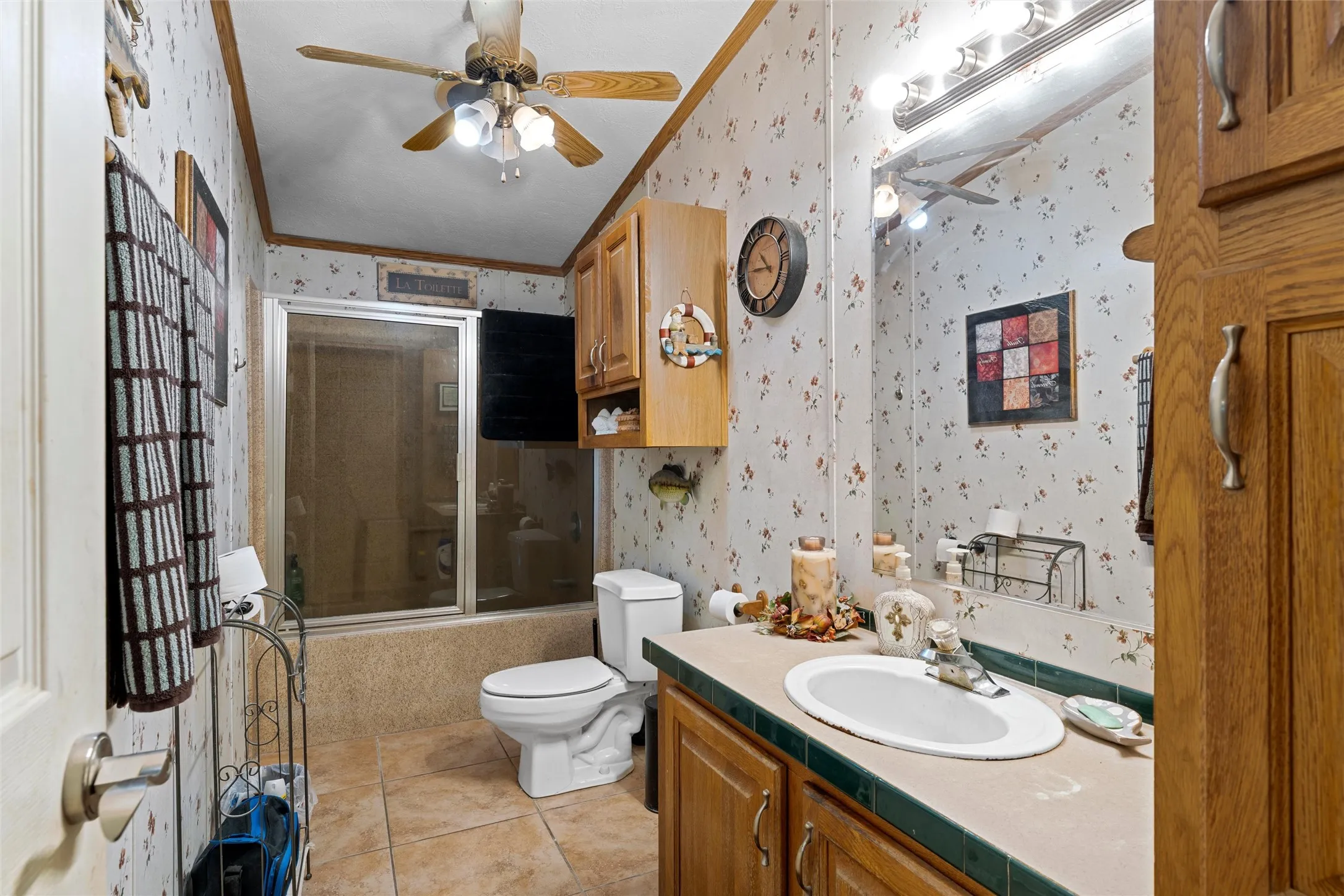 Mobile Home For Sale in Limestone County , 280 Lcr 737, Thornton, Texas 76687, 2 Bedroom, 2 Bathroom, Garage spaces, 2,417 Sqft, built in 1999, mls#21392263, Real Estate Agent in Thornton, Homes For Sale in Limestone county, Homes For Sale in Thornton, Realtor in Thornton Texas, Real Estate Brokerage Independent Realty Texas, Luminita Cordes Realtor
