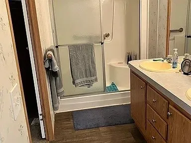 Manufactured Home For Sale in Denton County , 5200 Lake Shore Lane, Denton, Texas 76208, 3 Bedroom, 2 Bathroom, Garage spaces, 1,216 Sqft, built in 2005, mls#21392307, Real Estate Agent in Denton, Homes For Sale in Denton county, Homes For Sale in Denton, Realtor in Denton Texas, Real Estate Brokerage Independent Realty Texas, Luminita Cordes Realtor