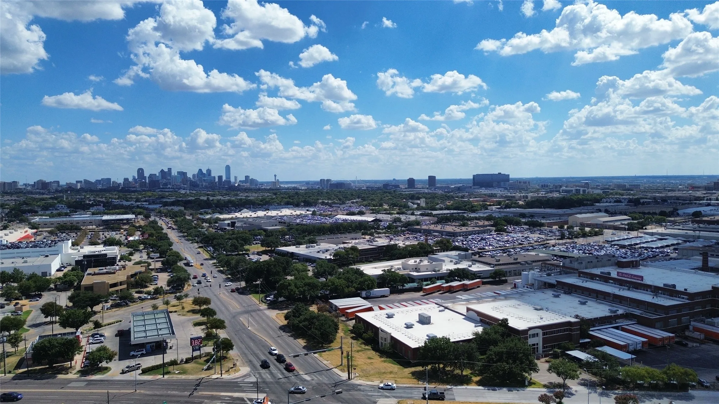 Single Family Residence For Sale in Dallas County , 6520 Tyree Street, Dallas, Texas 75209, 1 Bedroom, 1 Bathroom, Garage spaces, 936 Sqft, built in 1940, mls#21387943, Real Estate Agent in Dallas, Homes For Sale in Dallas county, Homes For Sale in Dallas, Realtor in Dallas Texas, Real Estate Brokerage Independent Realty Texas, Luminita Cordes Realtor