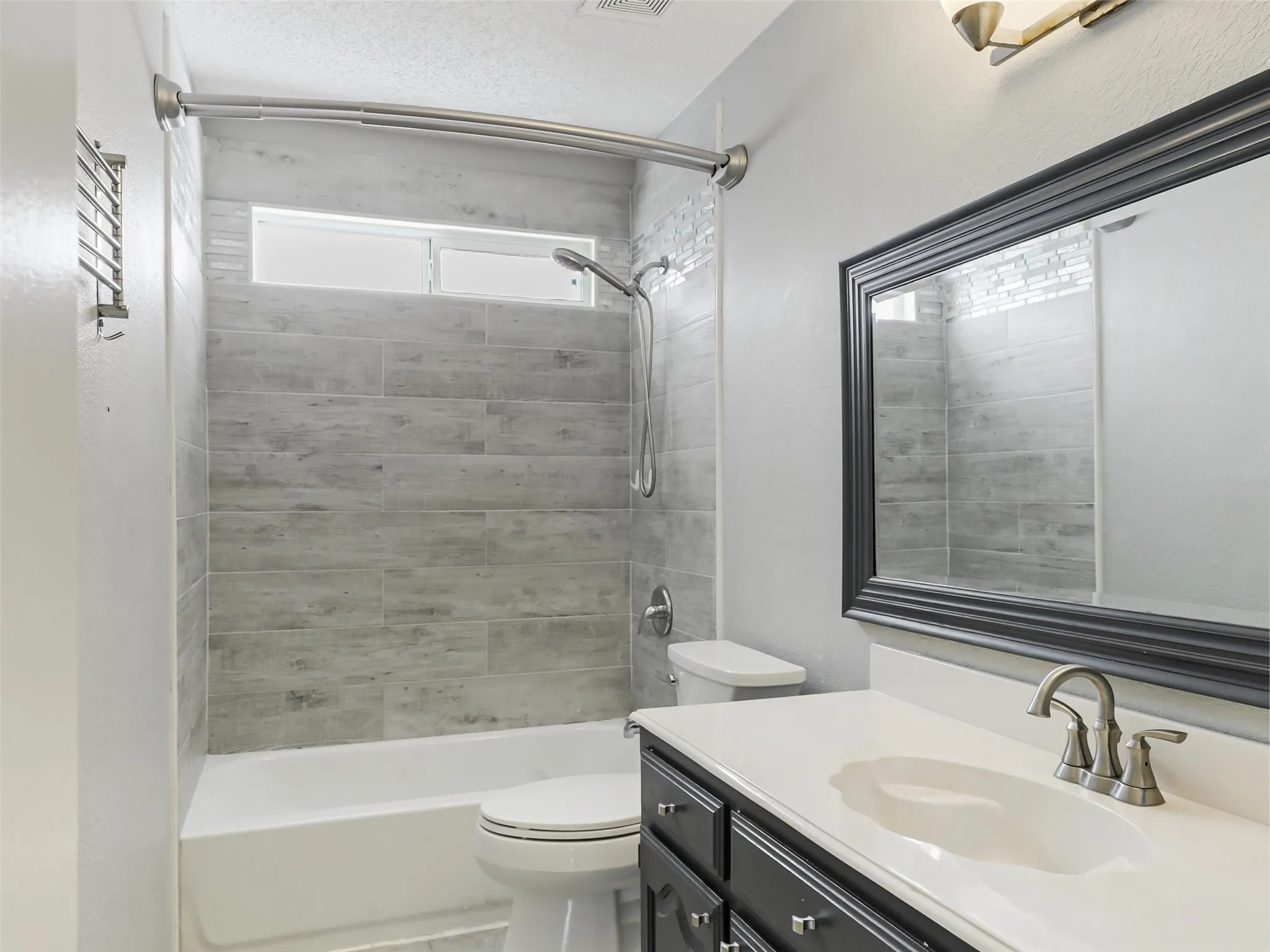 Single Family Residence For Sale in Collin County , 1310 Rosewood Lane, Allen, Texas 75002, 4 Bedroom, 3 Bathroom, 2 Garage spaces, 2,829 Sqft, built in 1996, mls#21390724, Real Estate Agent in Allen, Homes For Sale in Collin county, Homes For Sale in Allen, Realtor in Allen Texas, Real Estate Brokerage Independent Realty Texas, Luminita Cordes Realtor