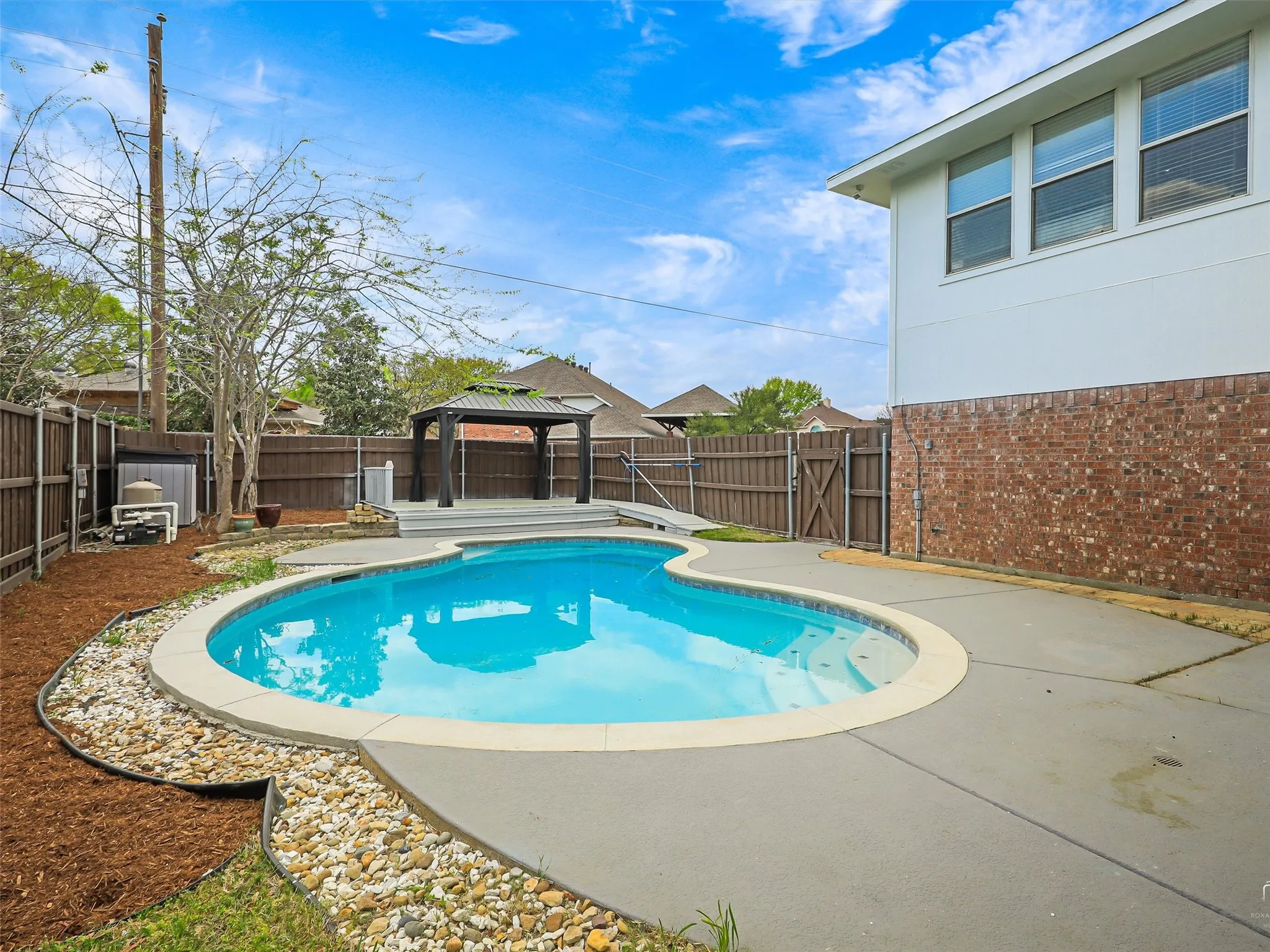 Single Family Residence For Sale in Collin County , 1310 Rosewood Lane, Allen, Texas 75002, 4 Bedroom, 3 Bathroom, 2 Garage spaces, 2,829 Sqft, built in 1996, mls#21390724, Real Estate Agent in Allen, Homes For Sale in Collin county, Homes For Sale in Allen, Realtor in Allen Texas, Real Estate Brokerage Independent Realty Texas, Luminita Cordes Realtor