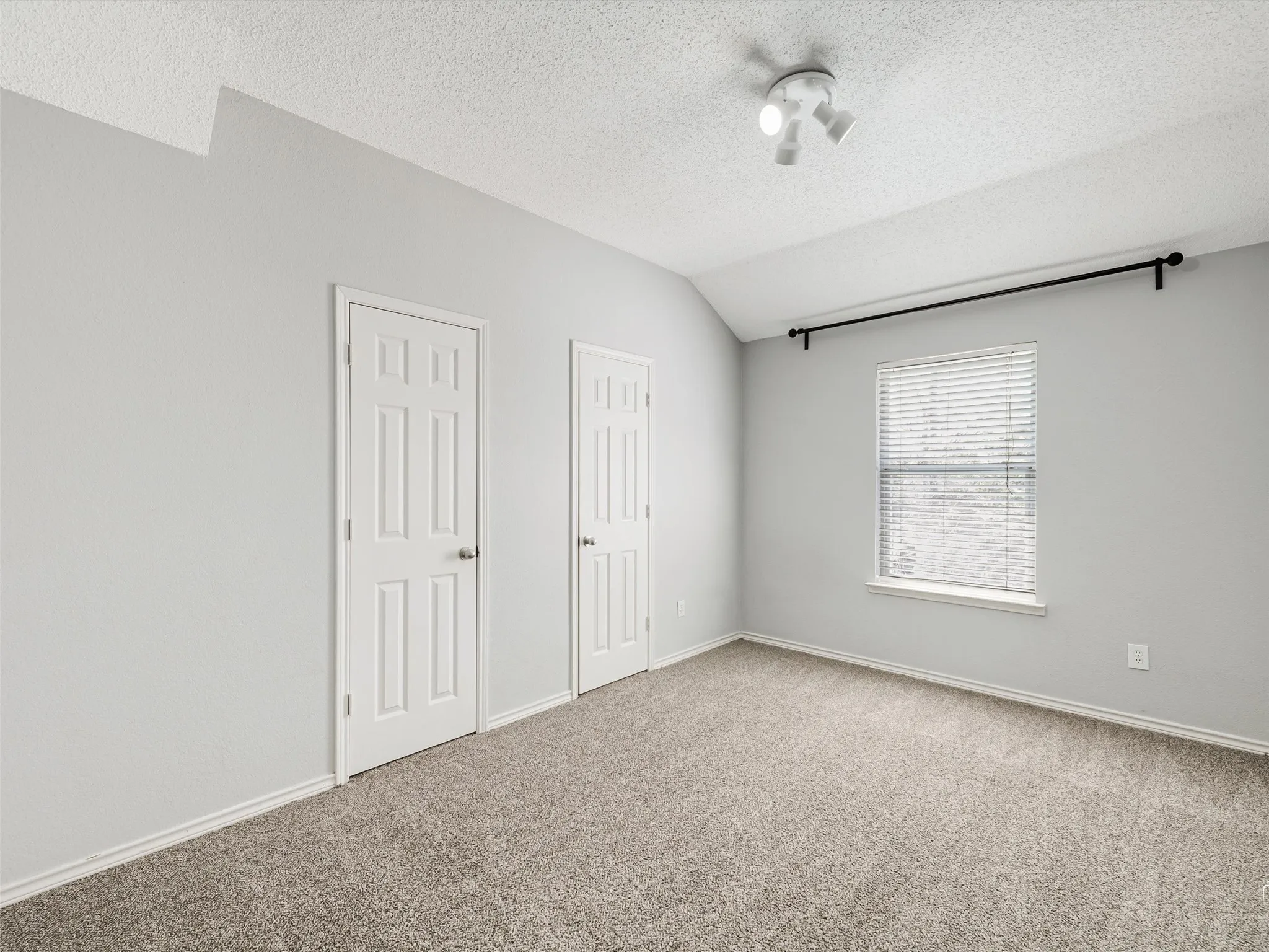 Single Family Residence For Sale in Collin County , 1310 Rosewood Lane, Allen, Texas 75002, 4 Bedroom, 3 Bathroom, 2 Garage spaces, 2,829 Sqft, built in 1996, mls#21390724, Real Estate Agent in Allen, Homes For Sale in Collin county, Homes For Sale in Allen, Realtor in Allen Texas, Real Estate Brokerage Independent Realty Texas, Luminita Cordes Realtor