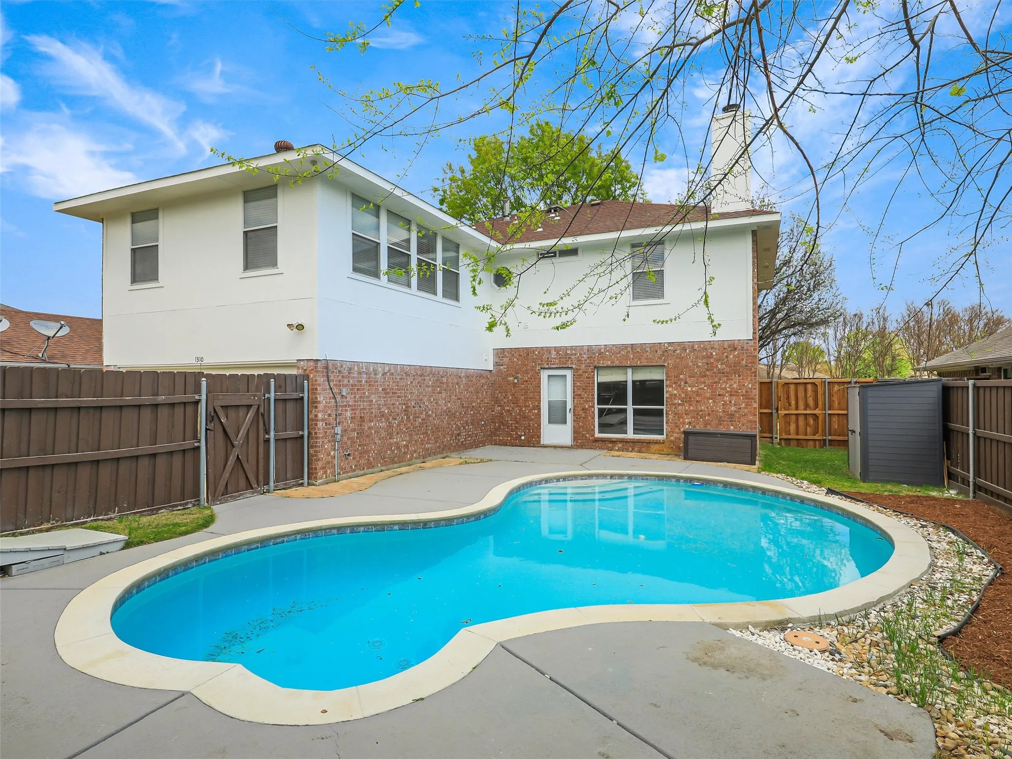 Single Family Residence For Sale in Collin County , 1310 Rosewood Lane, Allen, Texas 75002, 4 Bedroom, 3 Bathroom, 2 Garage spaces, 2,829 Sqft, built in 1996, mls#21390724, Real Estate Agent in Allen, Homes For Sale in Collin county, Homes For Sale in Allen, Realtor in Allen Texas, Real Estate Brokerage Independent Realty Texas, Luminita Cordes Realtor