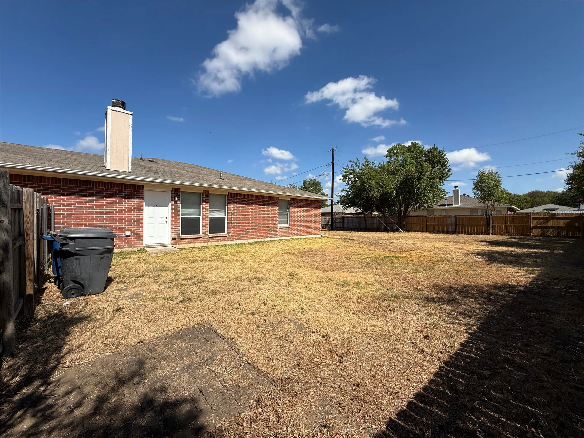 Single Family Residence For Rent in Dallas County , 12267 Ortega, Dallas, Texas 75253, 3 Bedroom, 2 Bathroom, 2 Garage spaces, 1,575 Sqft, built in 1994, mls#21392322, Real Estate Agent in Dallas, Homes For Rent in Dallas county, Homes For Rent in Dallas, Realtor in Dallas Texas, Real Estate Brokerage Independent Realty Texas, Luminita Cordes Realtor