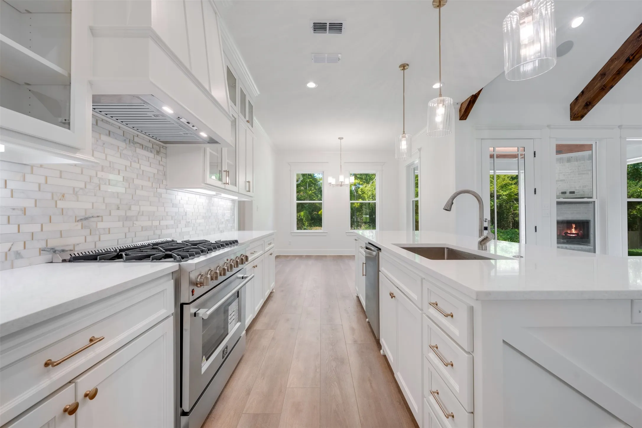 Single Family Residence For Sale in Smith County , 12171 Copper Court, Tyler, Texas 75706, 5 Bedroom, 5 Bathroom, 2 Garage spaces, 3,078 Sqft, built in 2023, mls#21392243, Real Estate Agent in Tyler, Homes For Sale in Smith county, Homes For Sale in Tyler, Realtor in Tyler Texas, Real Estate Brokerage Independent Realty Texas, Luminita Cordes Realtor